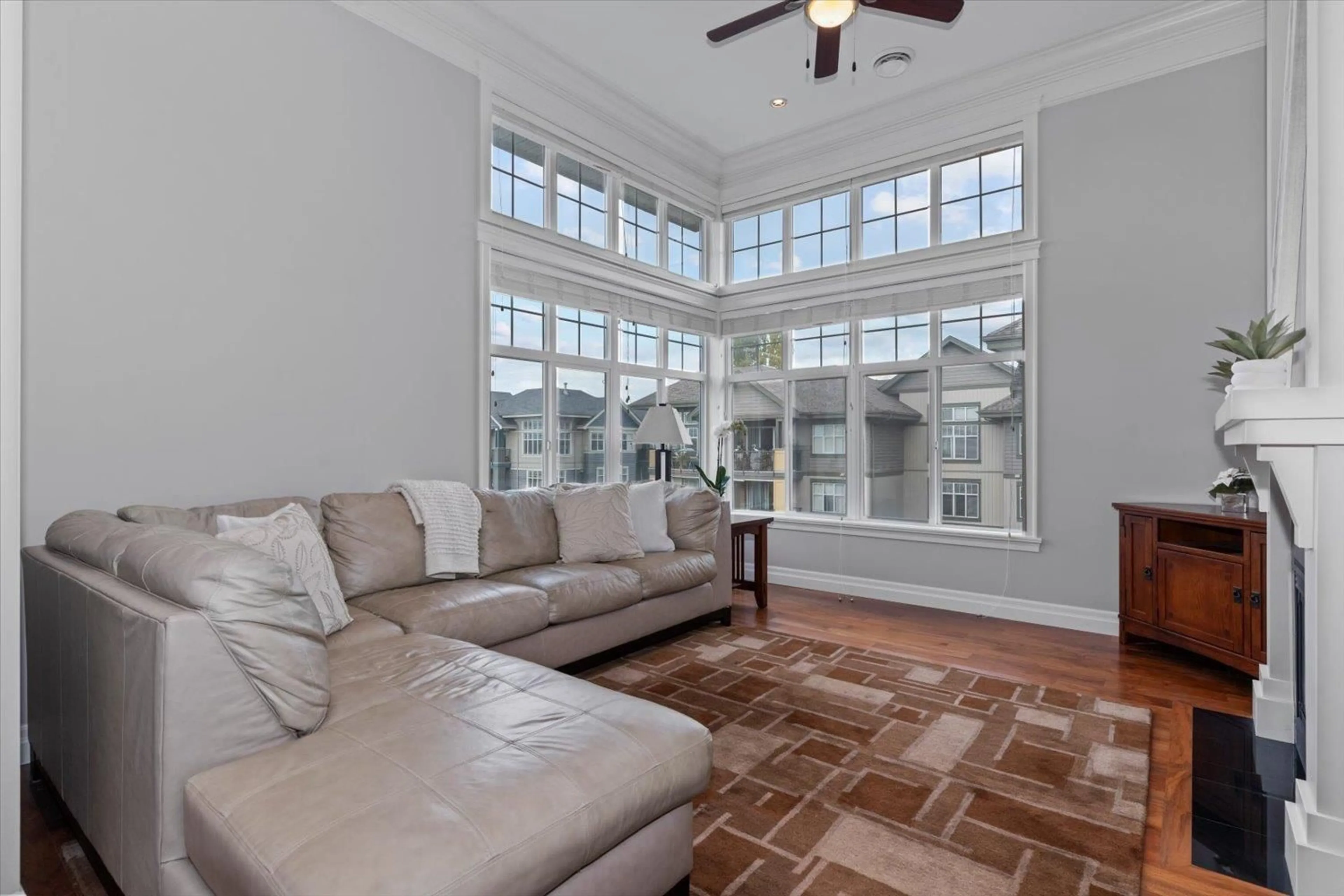 Living room with furniture, ceramic/tile floor for 407A - 45595 TAMIHI WAY, Chilliwack British Columbia V2R0G3