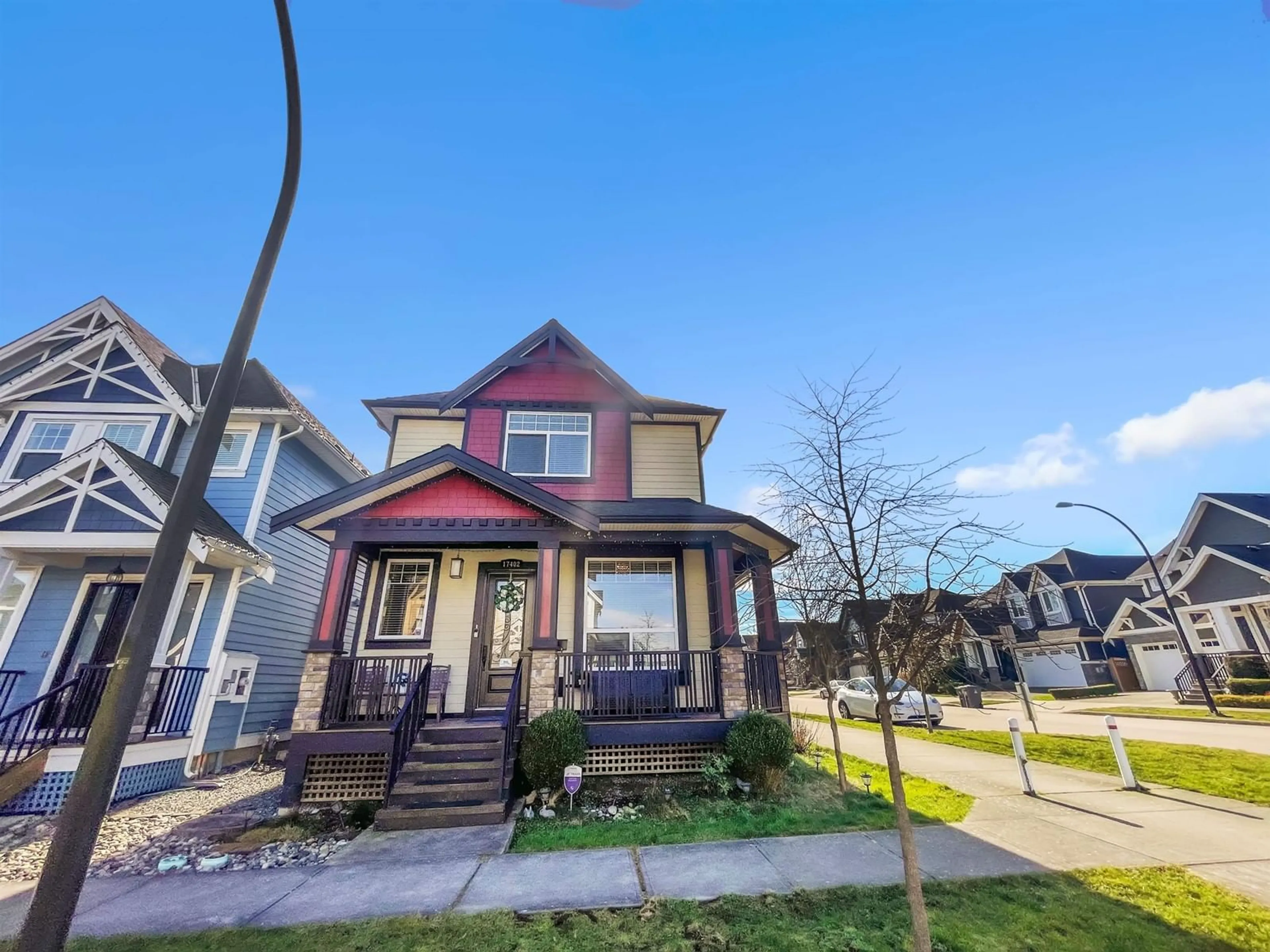 Home with vinyl exterior material, street for 17402 2B, Surrey British Columbia V3Z6R9