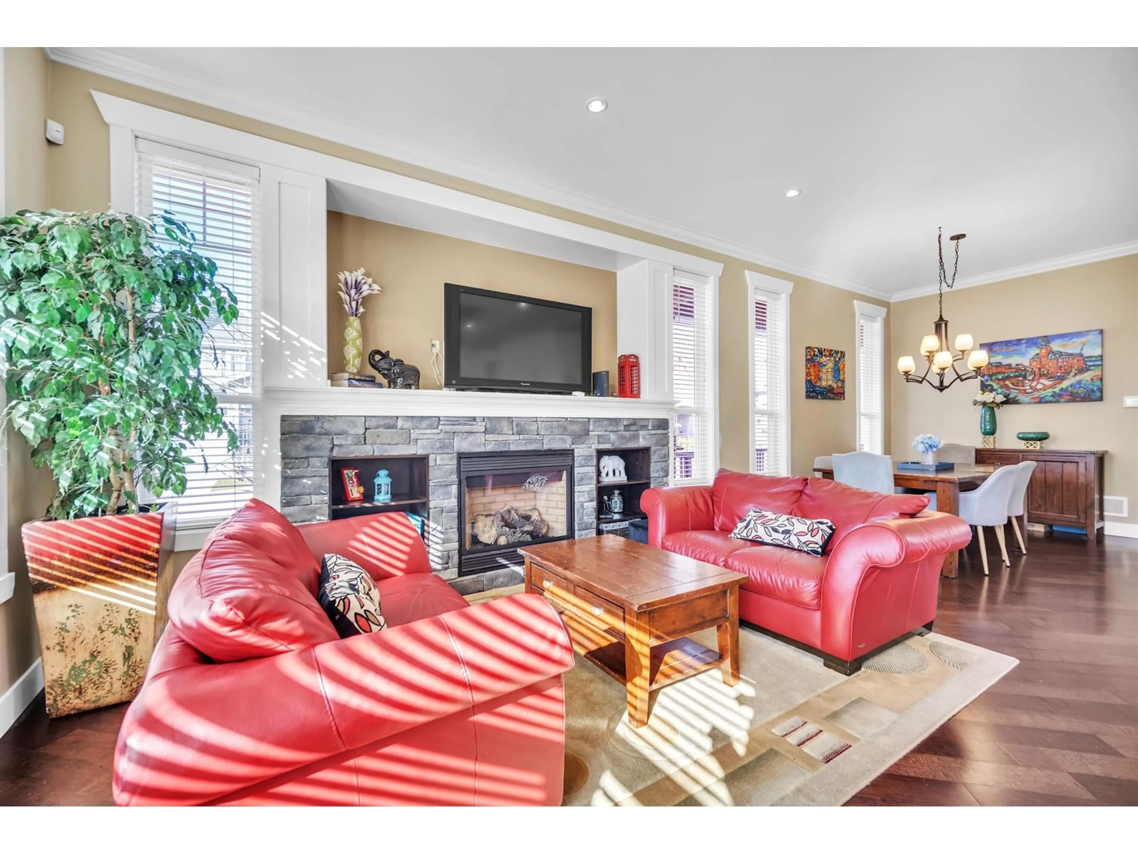 Living room with furniture, unknown for 17402 2B, Surrey British Columbia V3Z6R9