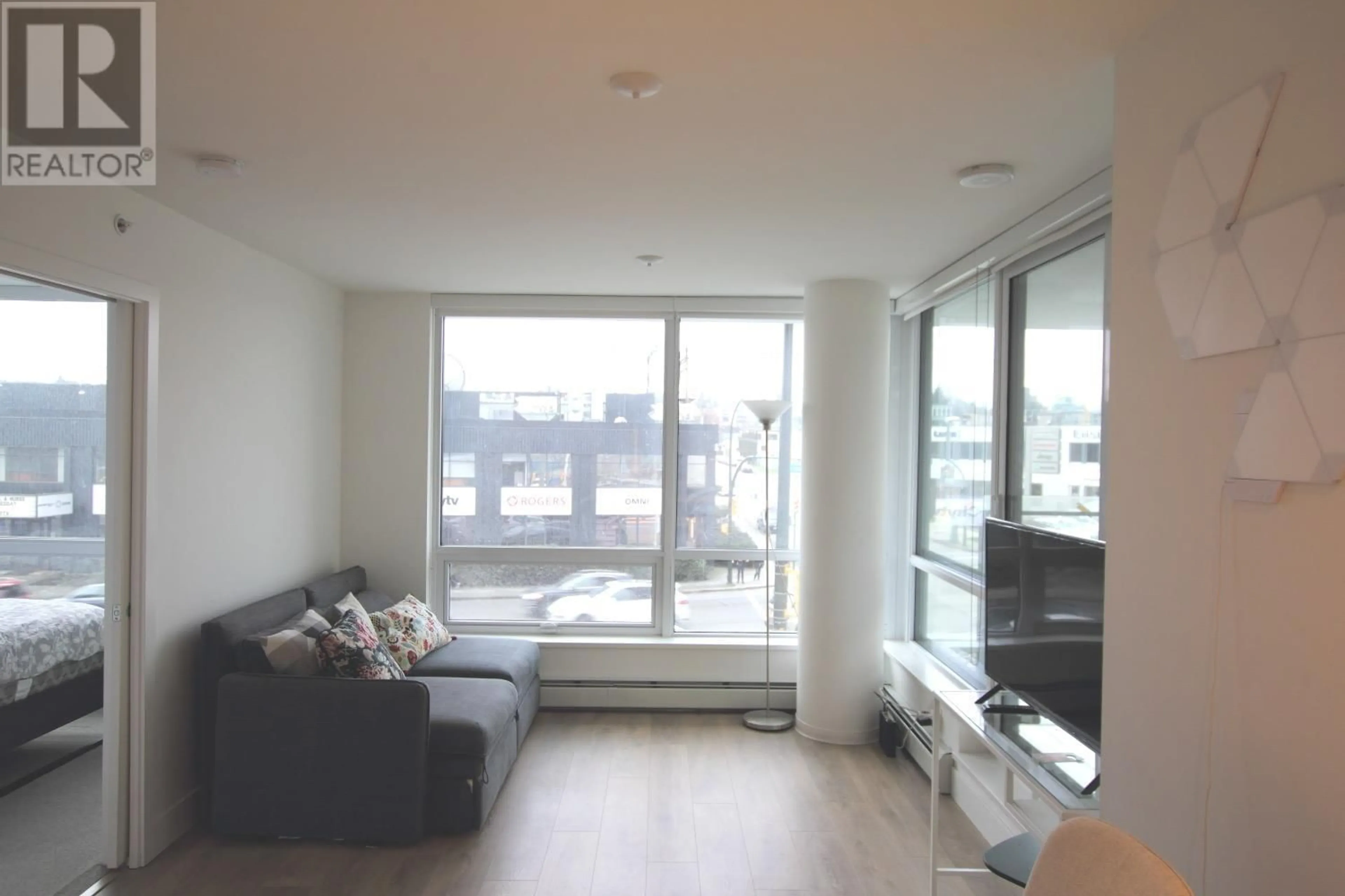 A pic of a room for 209 1788 COLUMBIA STREET, Vancouver British Columbia V5Y0L7