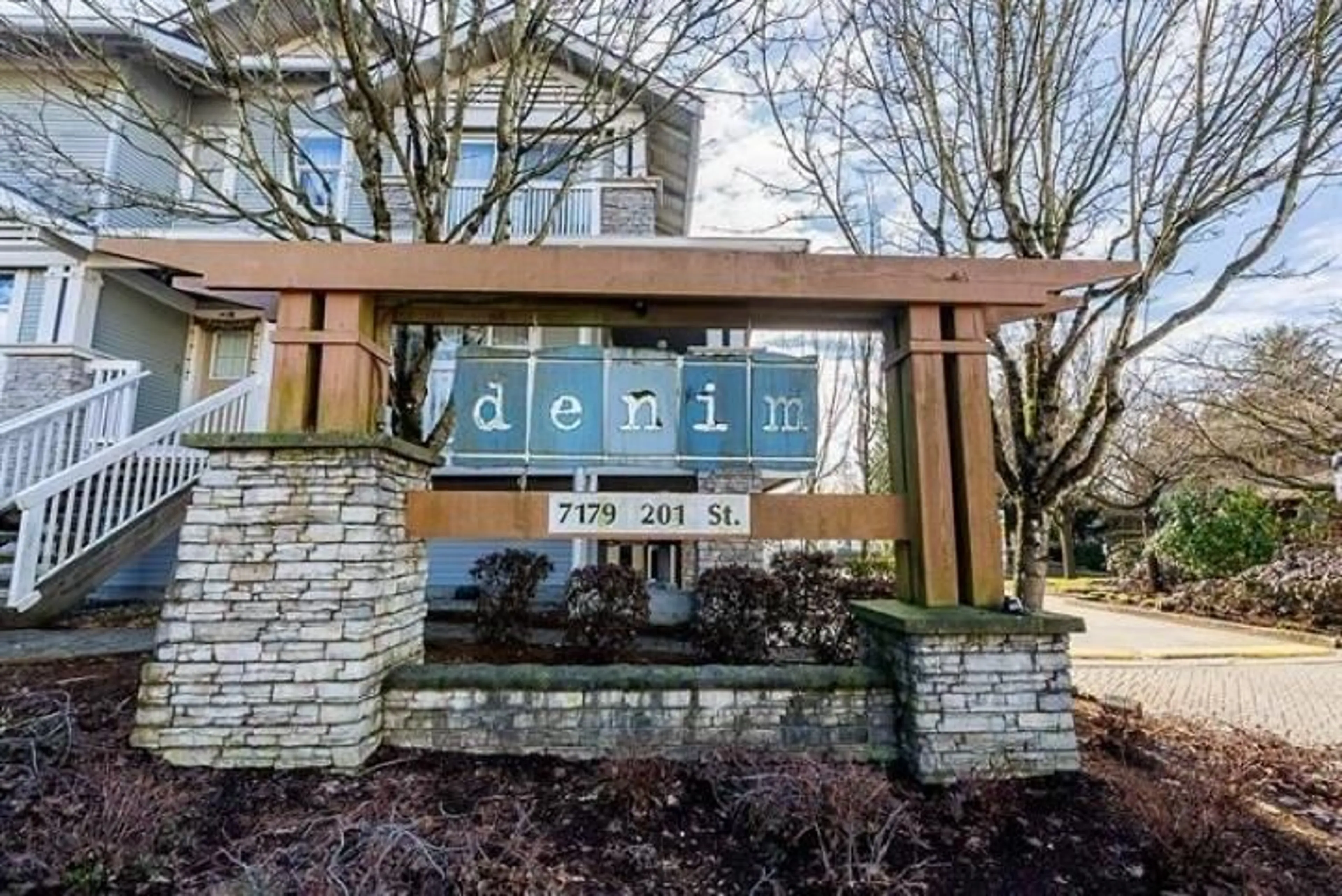 Patio, unknown for 62 - 7179 201, Langley British Columbia V2Y2Y9