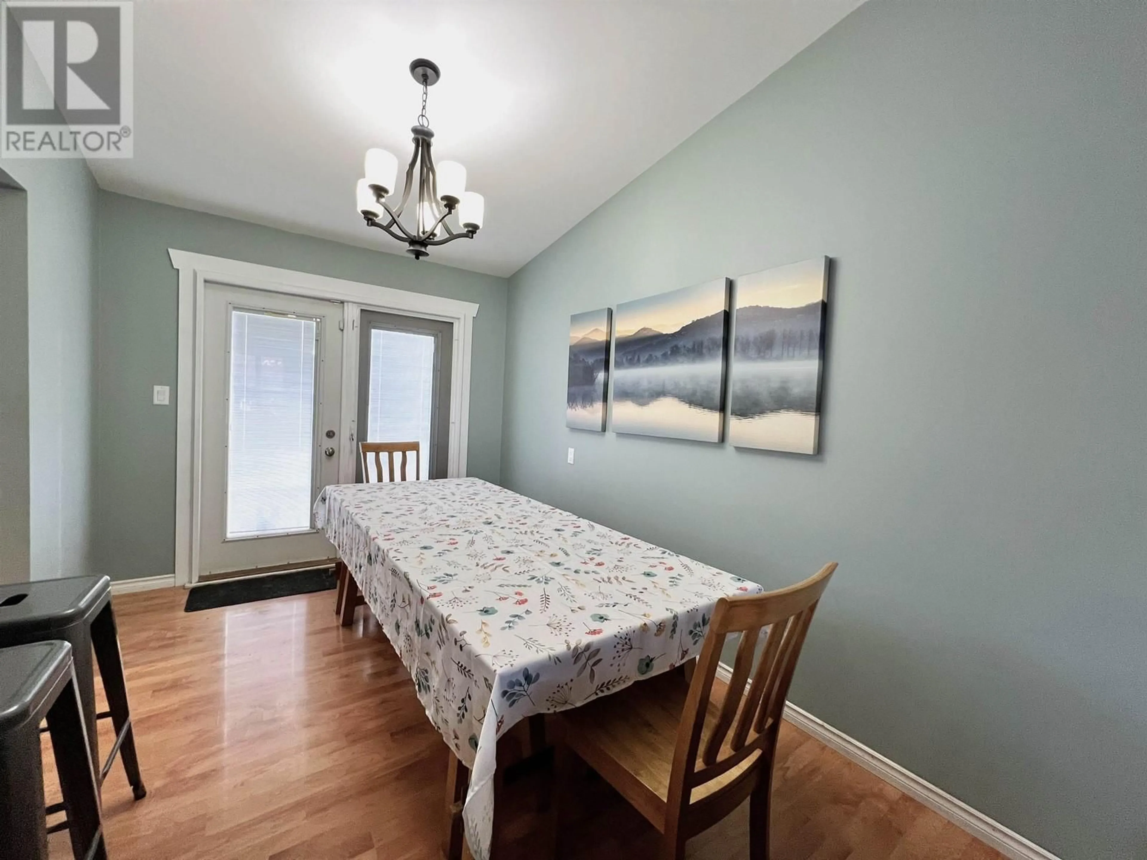 Dining room, wood/laminate floor for 923 QUESNEL AVENUE, Prince George British Columbia V2M4B5