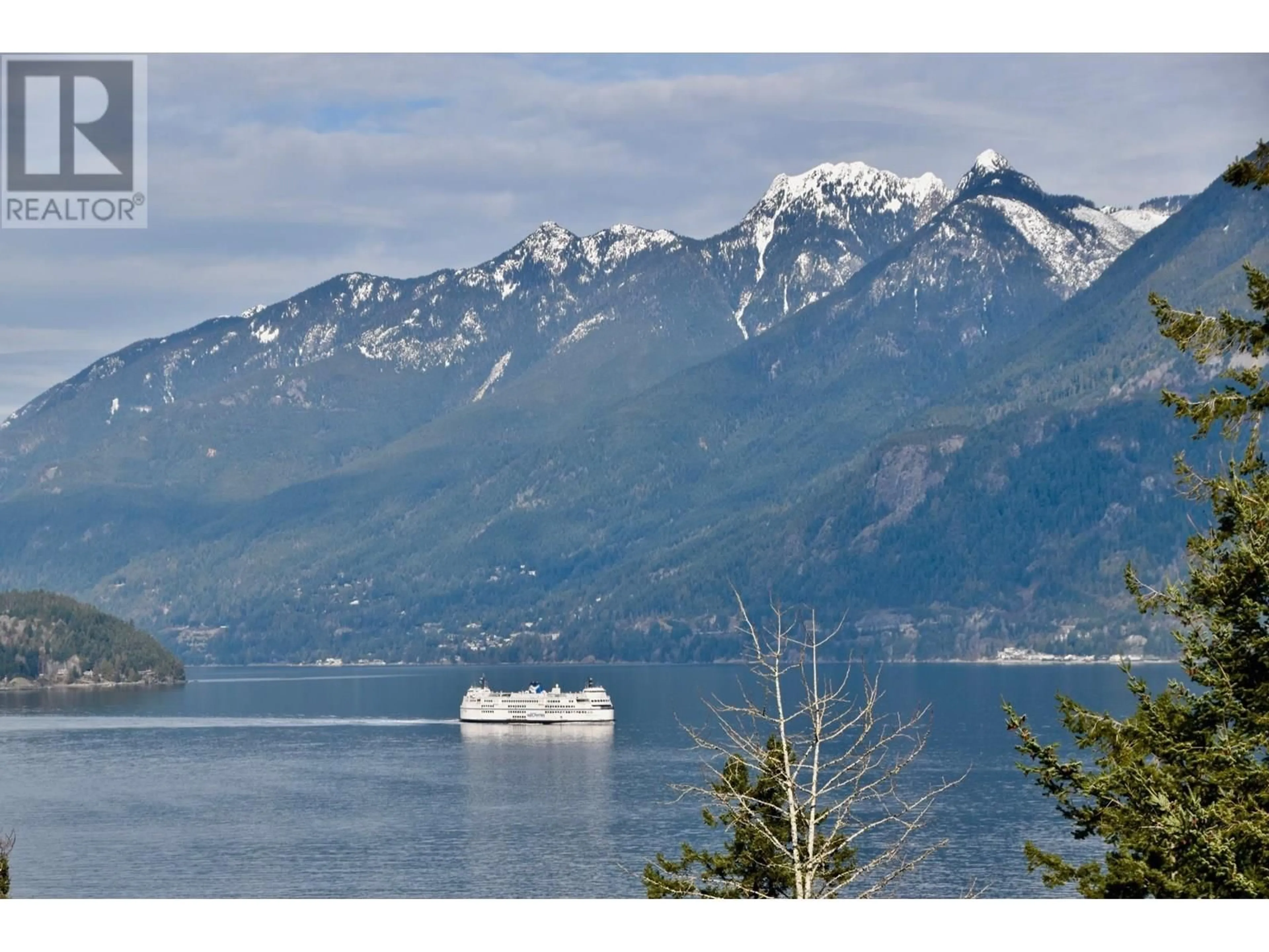 Blurry image for 6404 WELLINGTON AVENUE, West Vancouver British Columbia V7W2H6