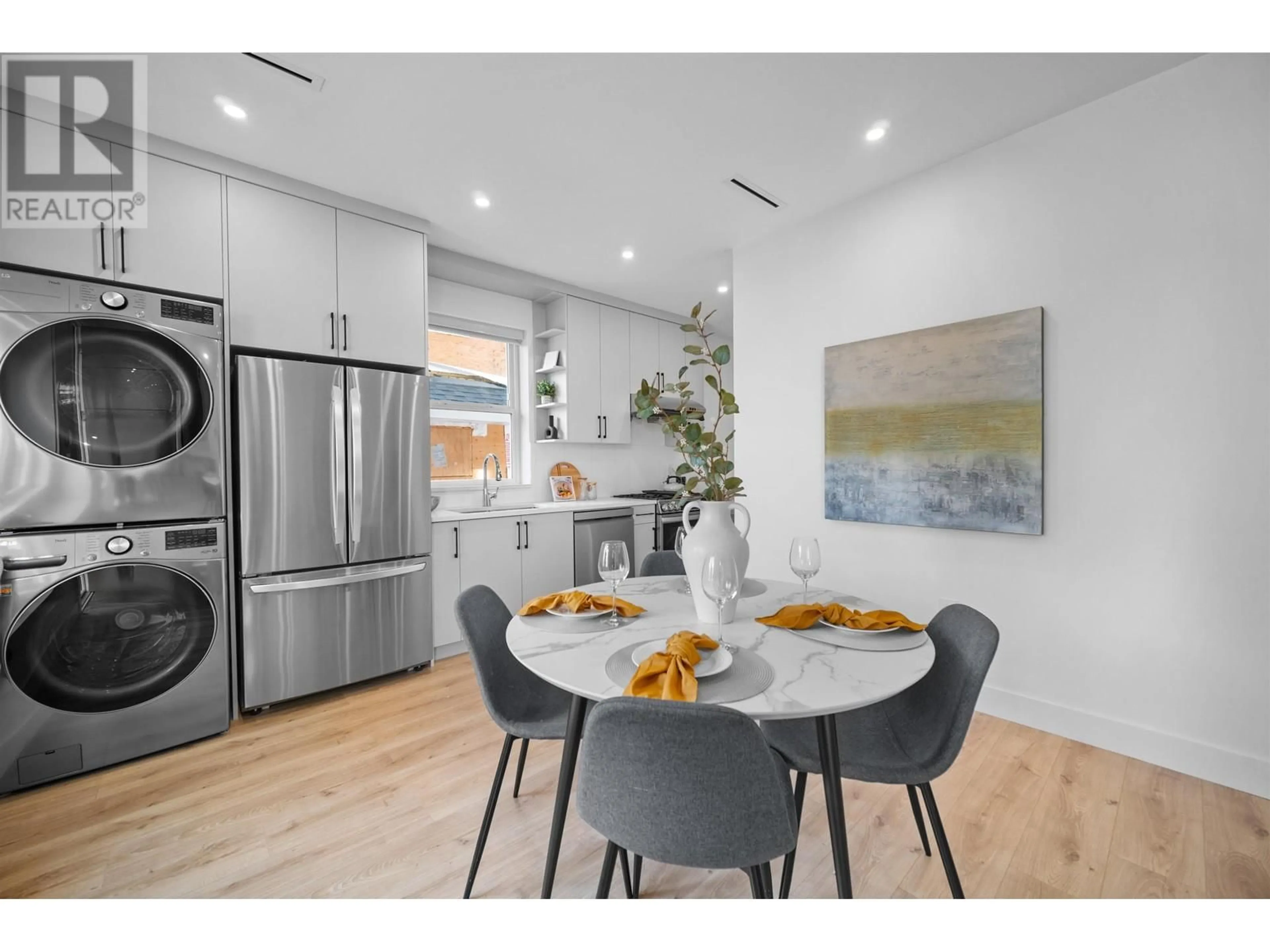 Open concept kitchen, unknown for 1 3644 E 28TH AVENUE, Vancouver British Columbia V5R1T7