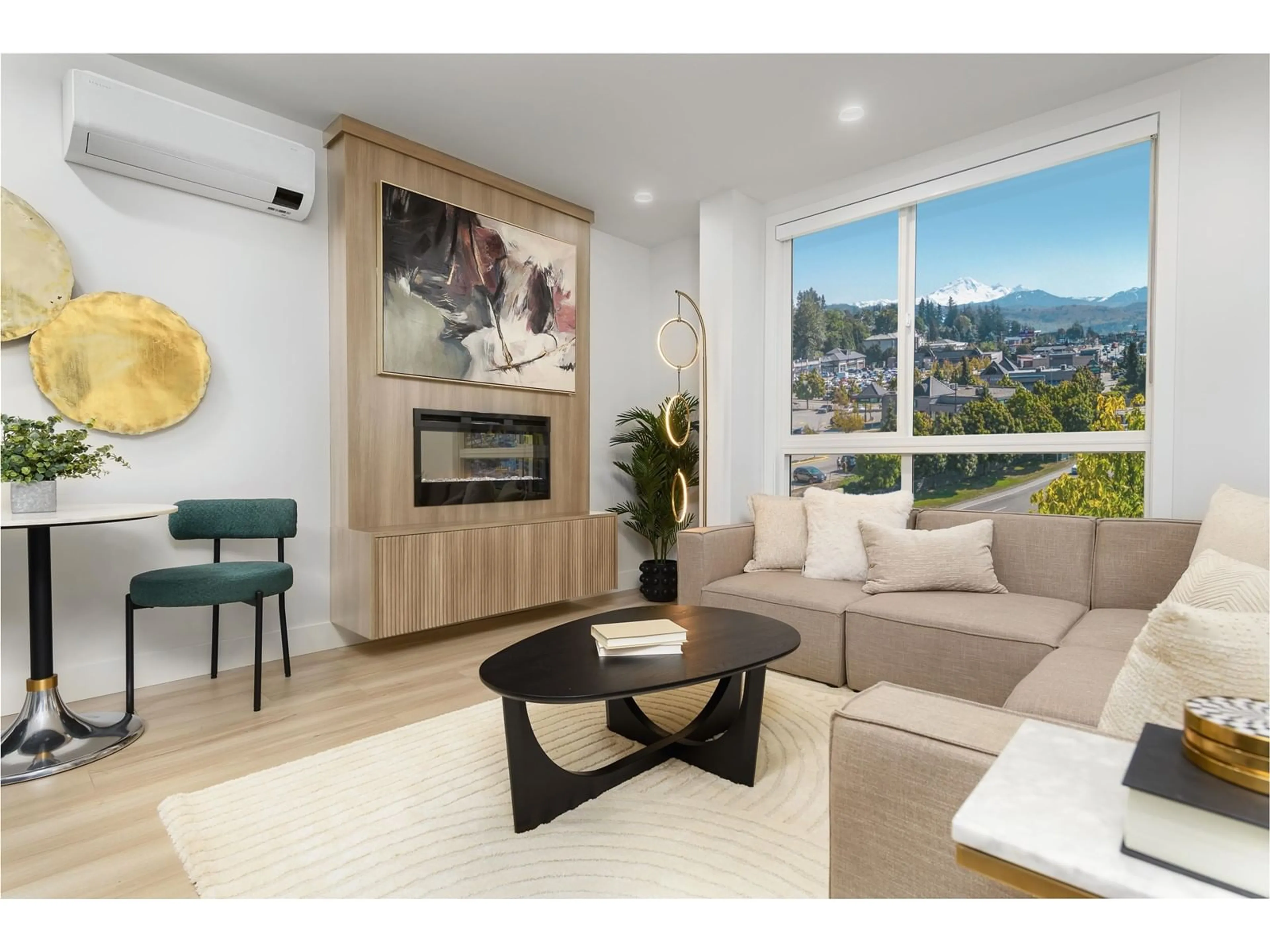 Living room with furniture, wood/laminate floor for 215 - 34375 GLADYS, Abbotsford British Columbia V2S2E8