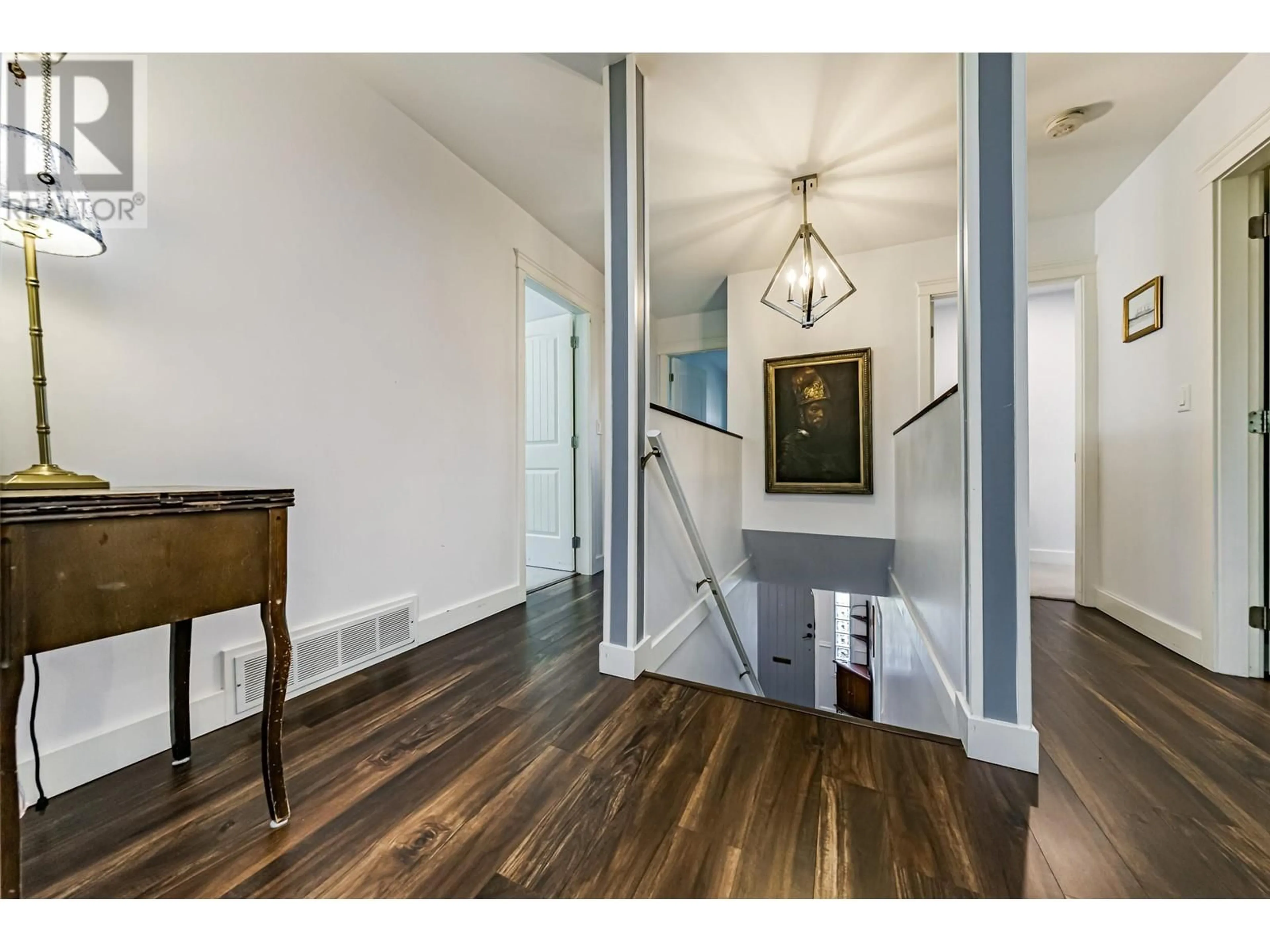 Indoor entryway for 24830 118A AVENUE, Maple Ridge British Columbia V4R1Z3