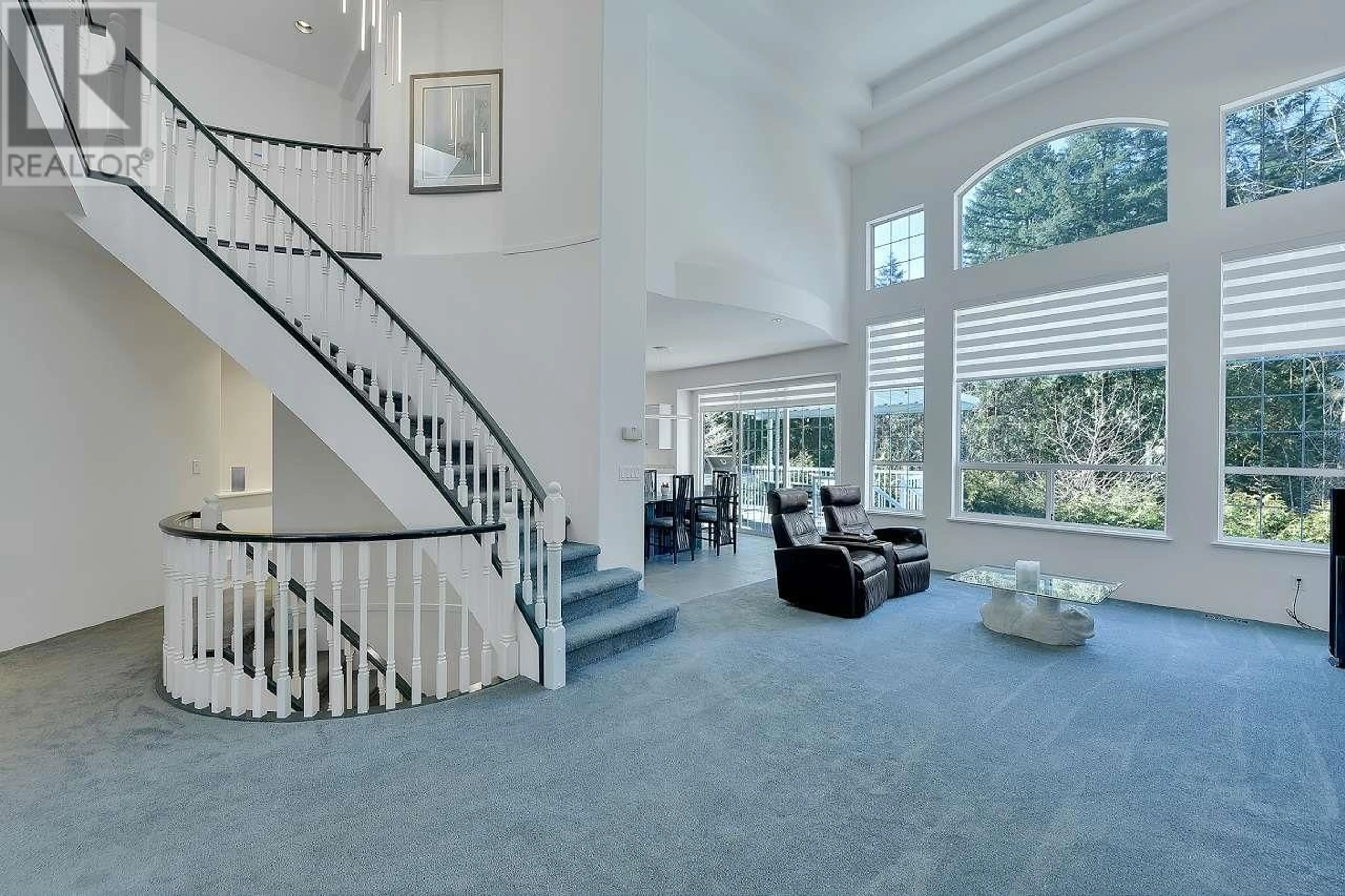 Indoor foyer for 62 LINDEN COURT, Port Moody British Columbia V3H5C1