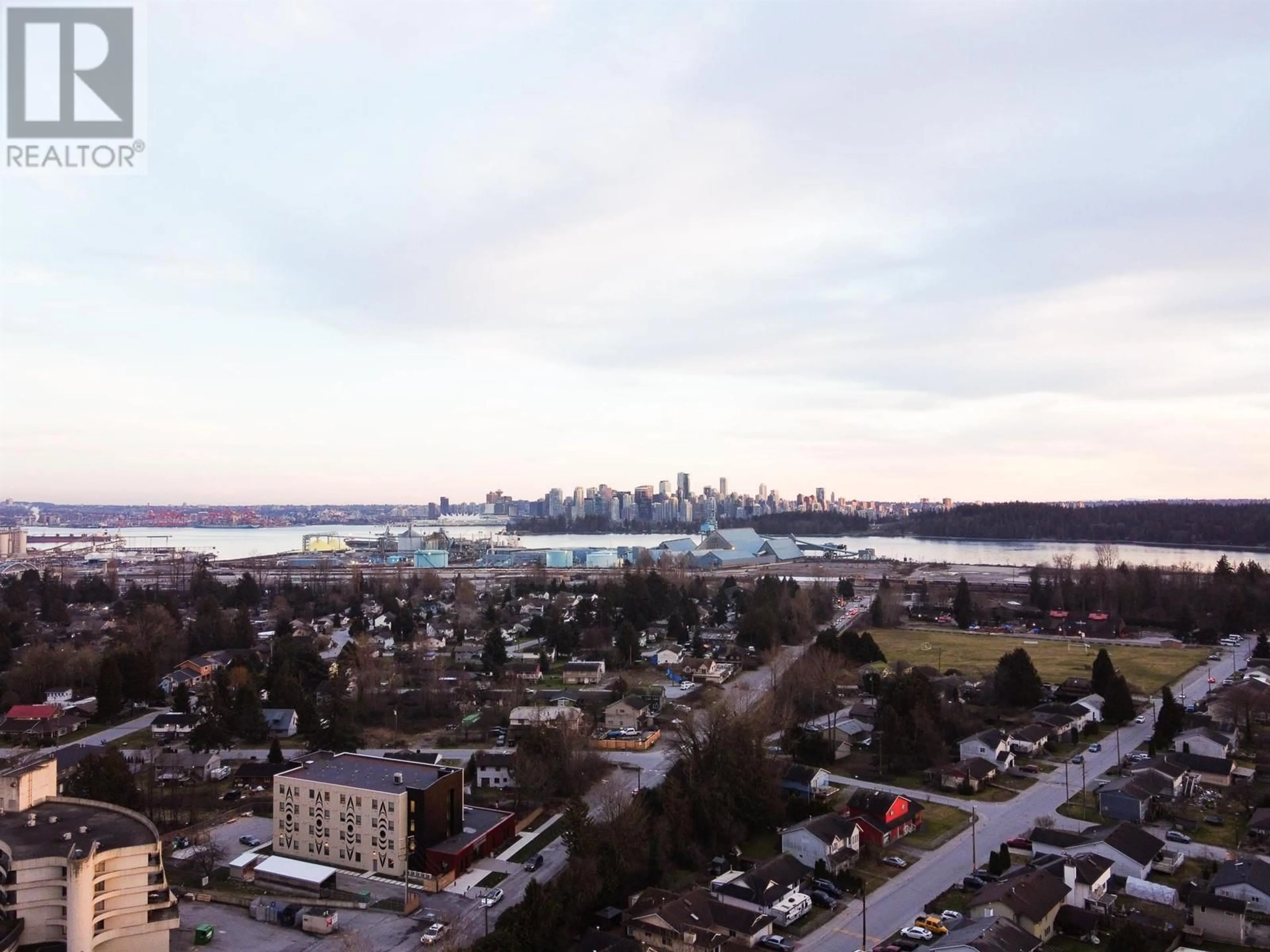 Blurry image for 2102 - 1632 LIONS GATE LANE, North Vancouver British Columbia V7P0E2