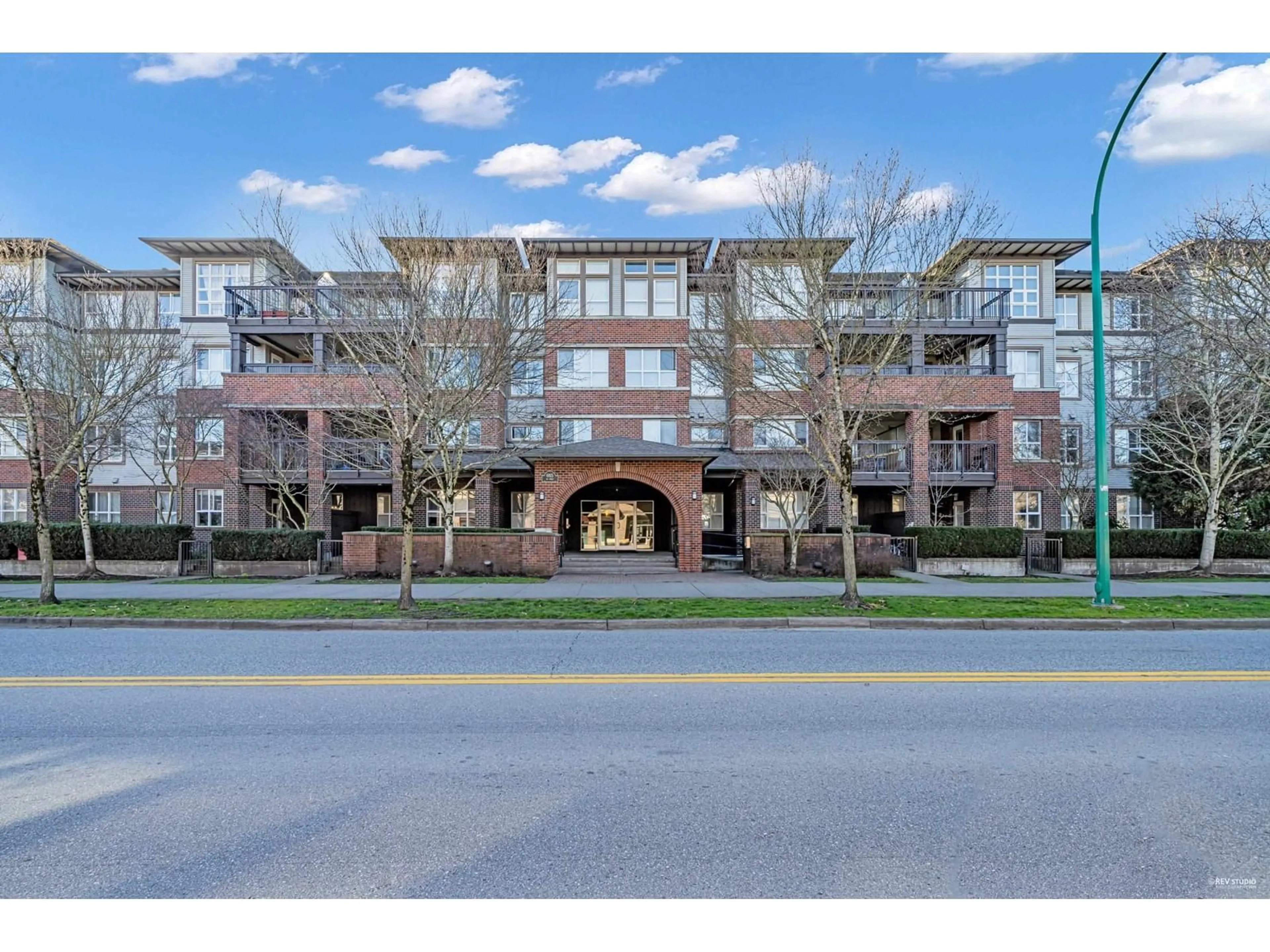 Unknown for 204 - 6815 188, Surrey British Columbia V4N0Z8