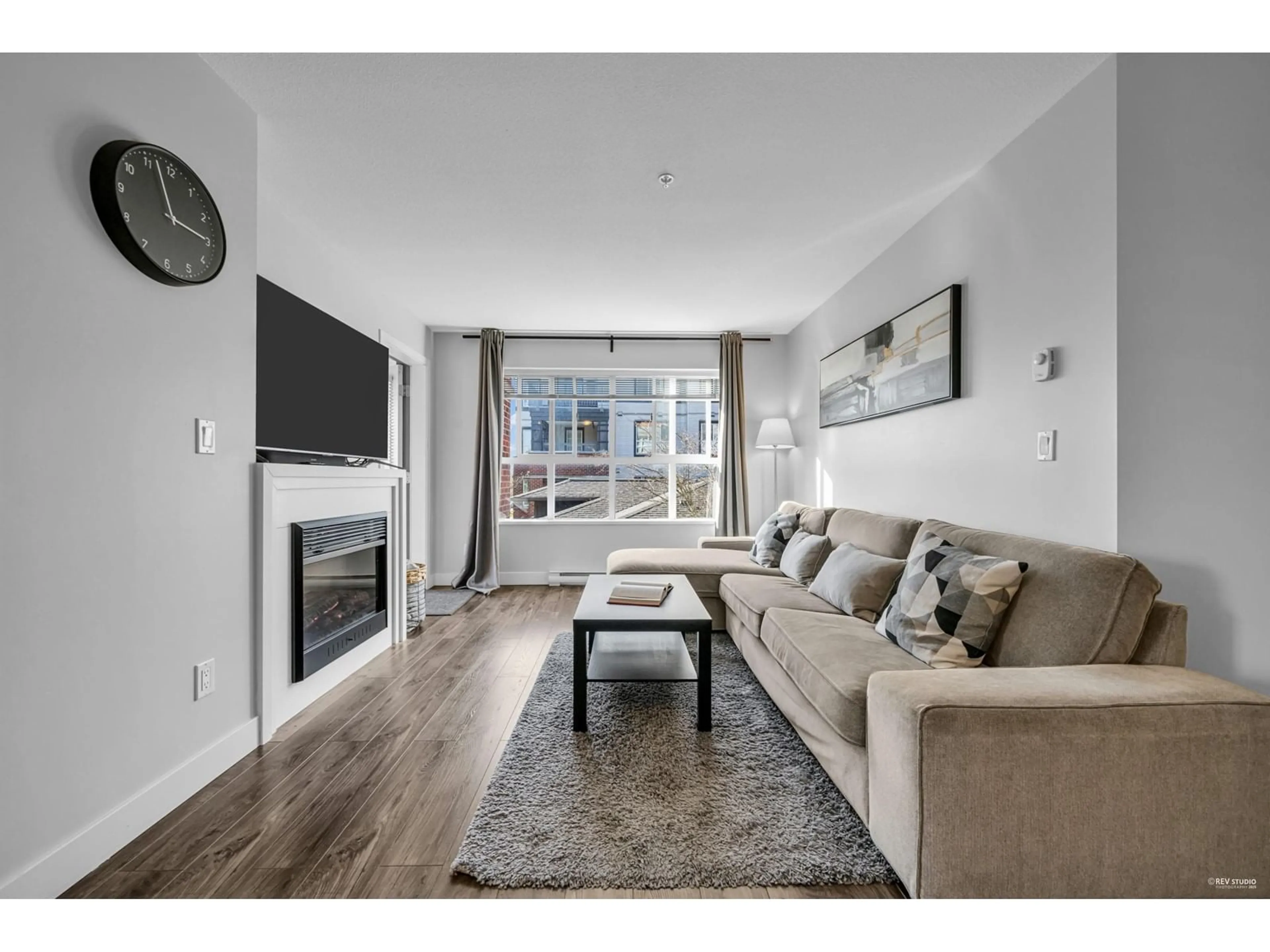 Living room with furniture, unknown for 204 - 6815 188, Surrey British Columbia V4N0Z8