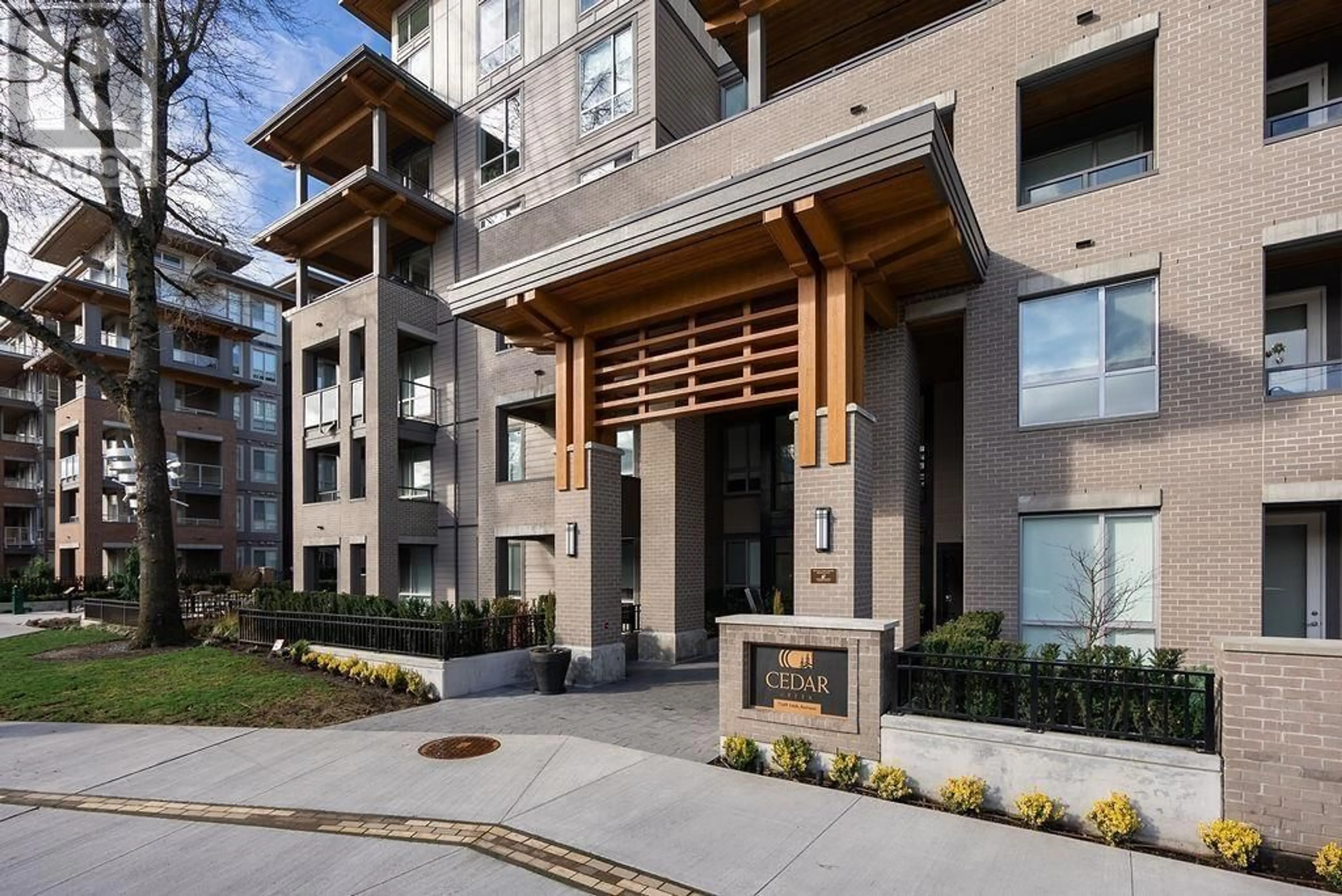 Patio, unknown for 301 - 7169 14TH AVENUE, Burnaby British Columbia V3N0H6