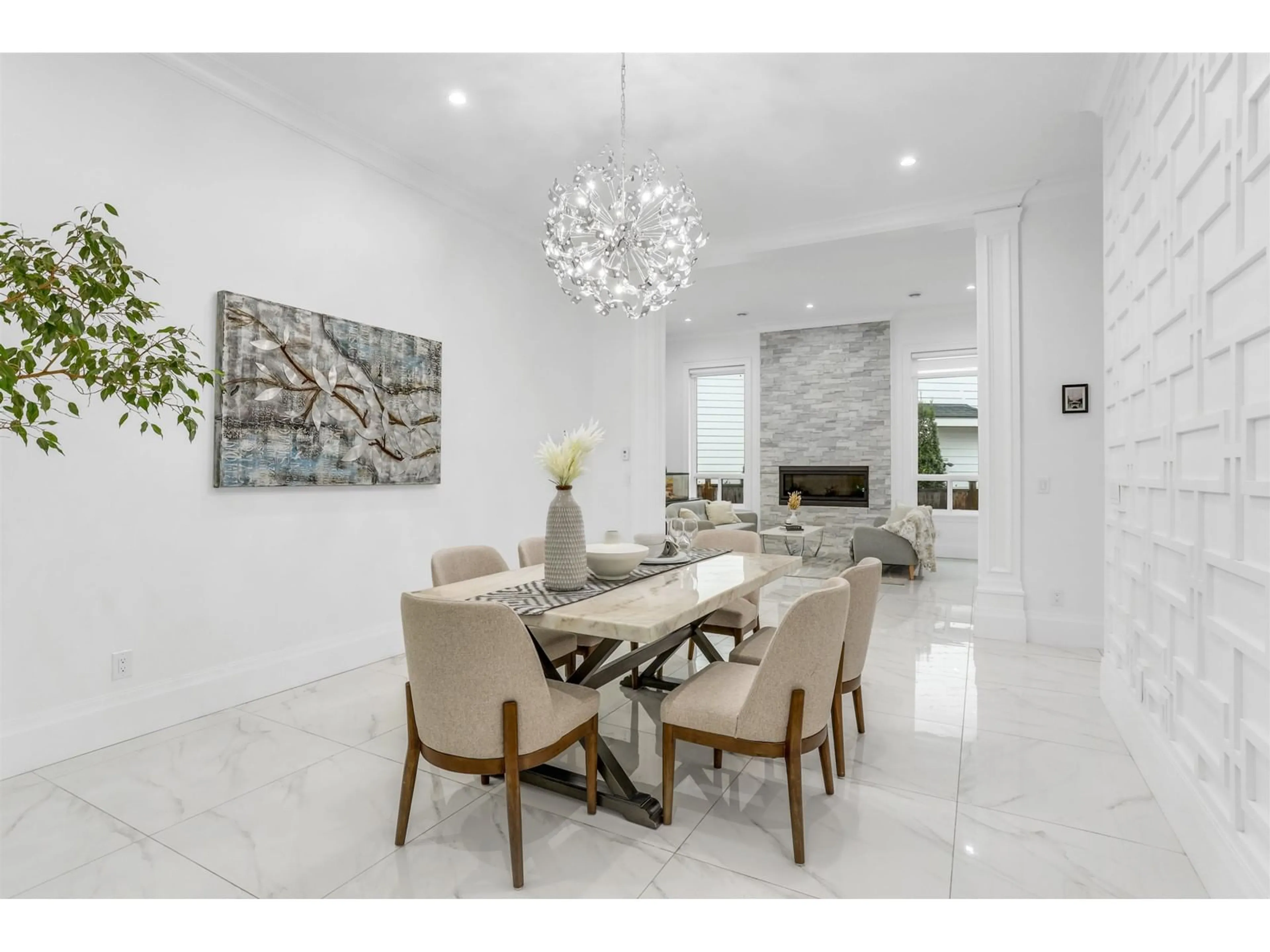 Dining room, ceramic/tile floor for 7869 167, Surrey British Columbia V4N0L9