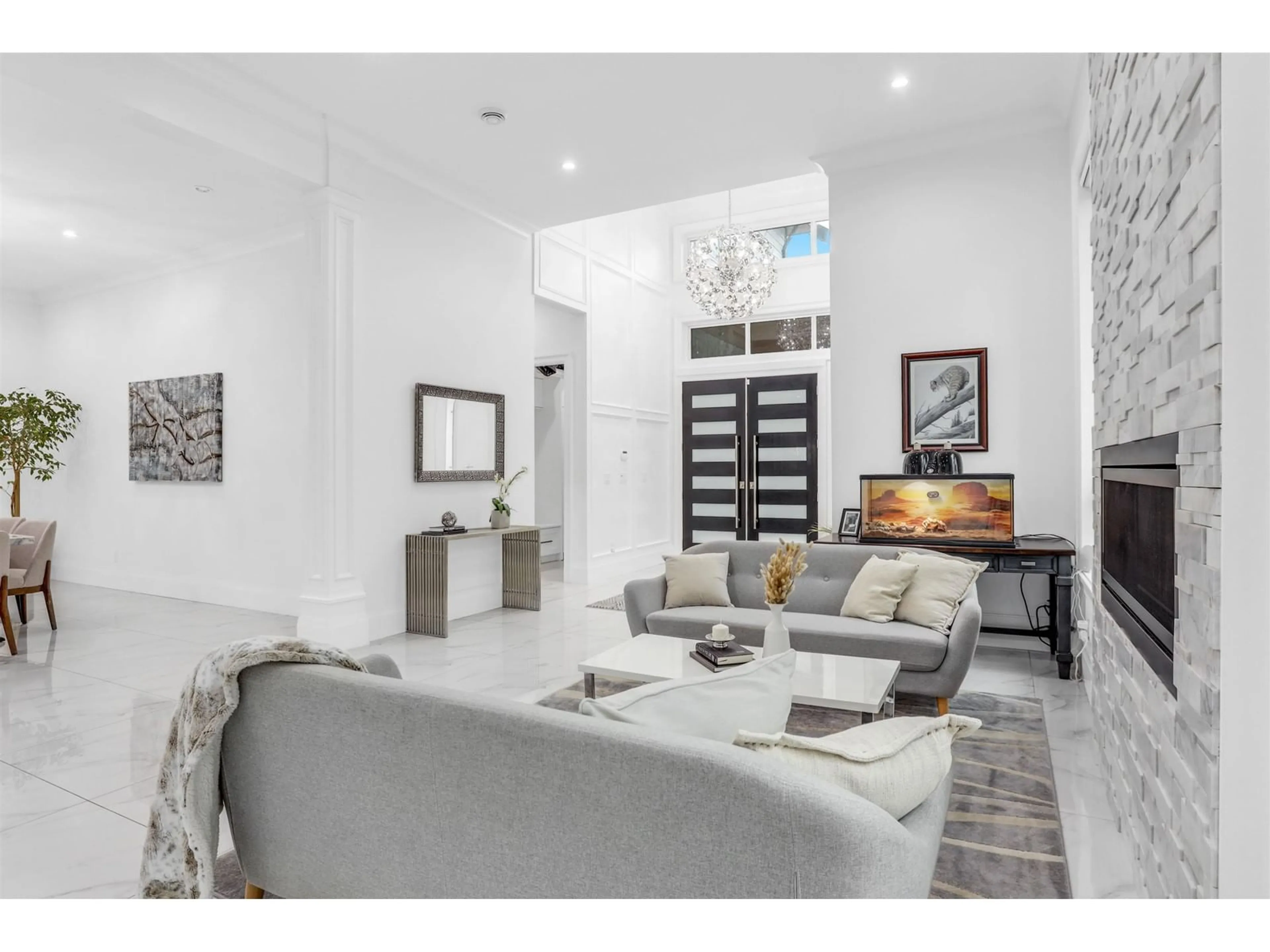 Living room with furniture, unknown for 7869 167, Surrey British Columbia V4N0L9
