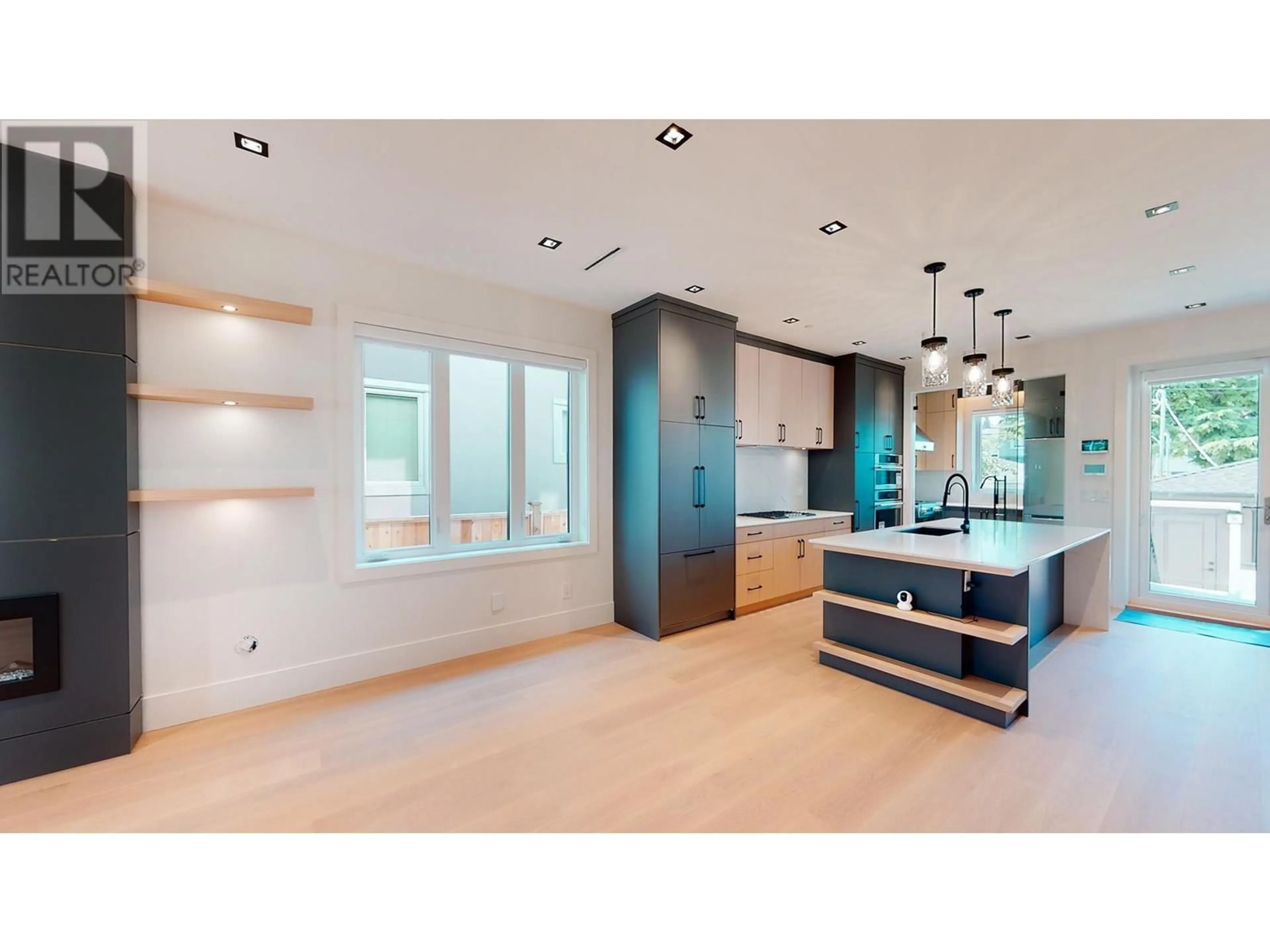 Open concept kitchen, unknown for 1960 W 42ND AVENUE, Vancouver British Columbia V6M2B1