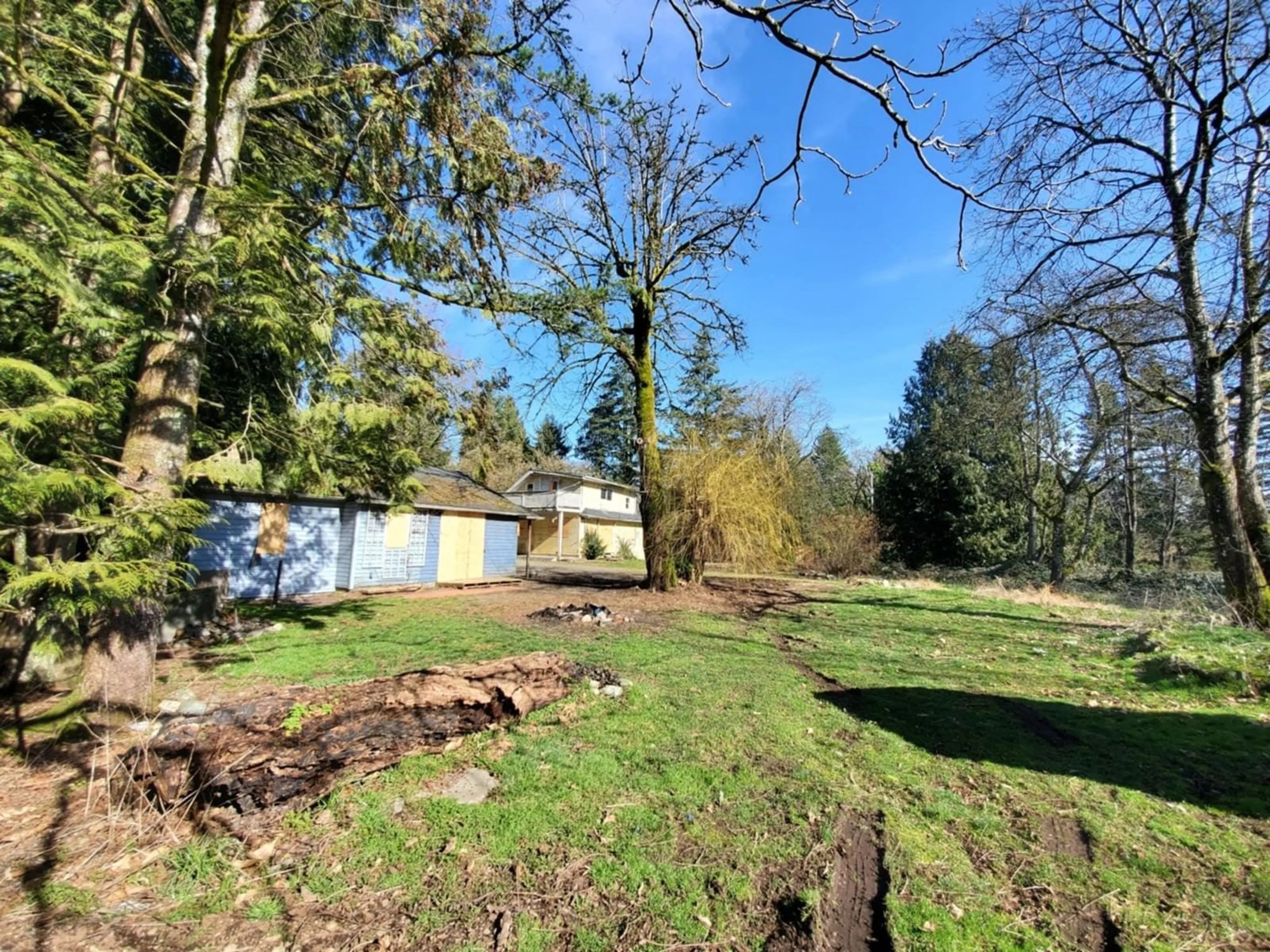 A pic from outside/outdoor area/front of a property/back of a property/a pic from drone, forest/trees view for 9185 187 STREET, Surrey British Columbia V4N3N5