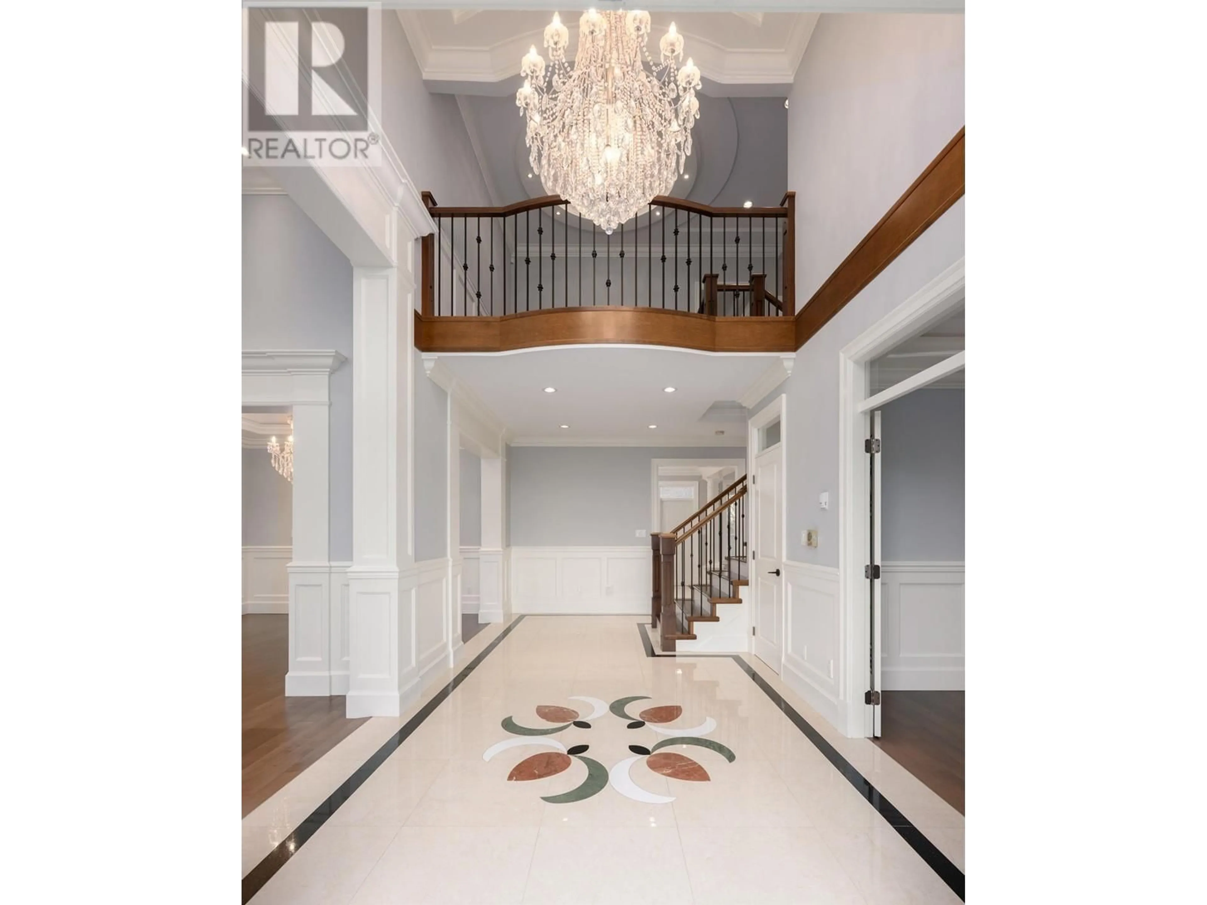 Indoor foyer for 3471 NEWMORE AVENUE, Richmond British Columbia V7C1M5