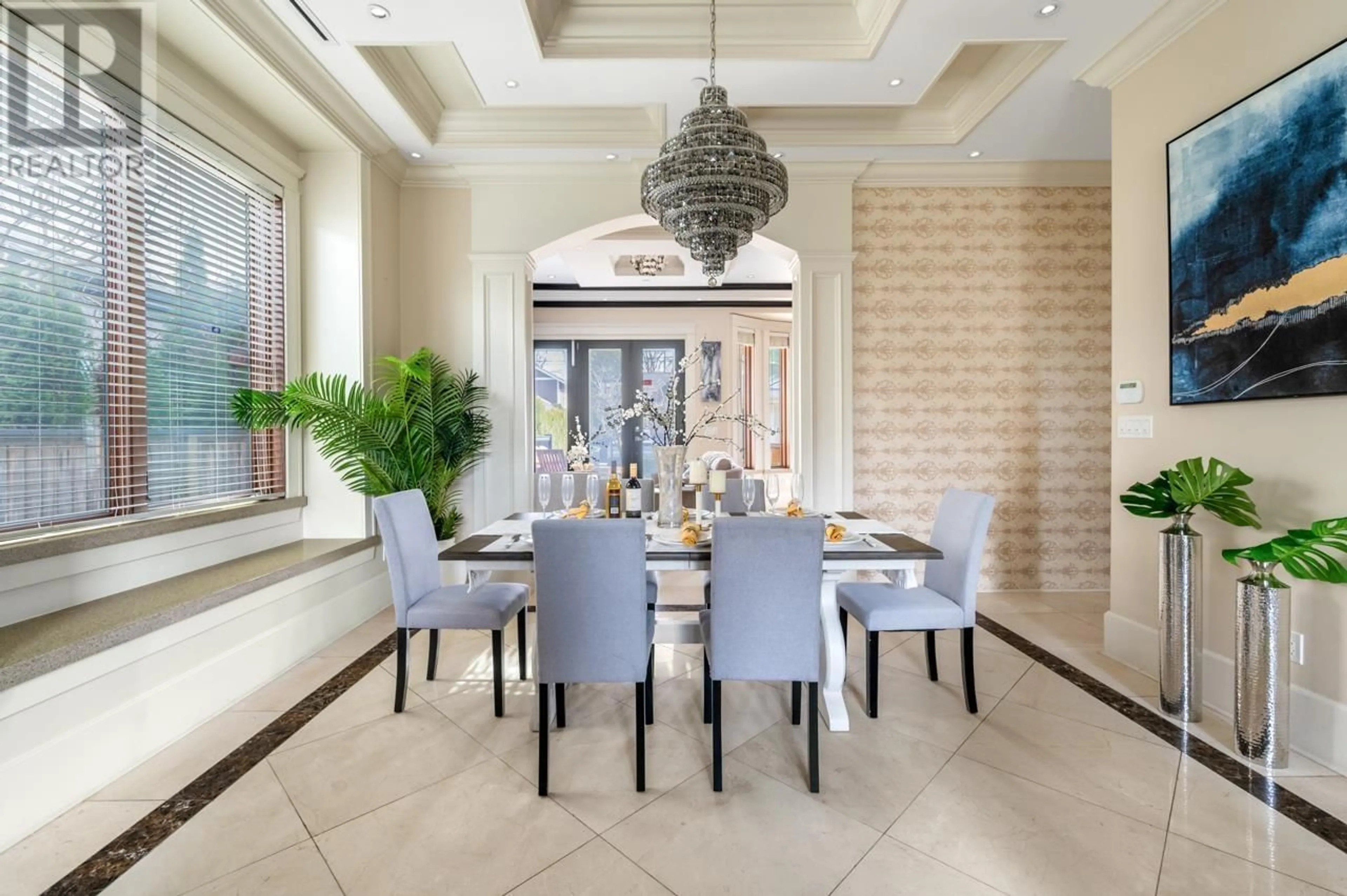 Dining room, ceramic/tile floor for 6532 MAPLE STREET, Vancouver British Columbia V6P5P2