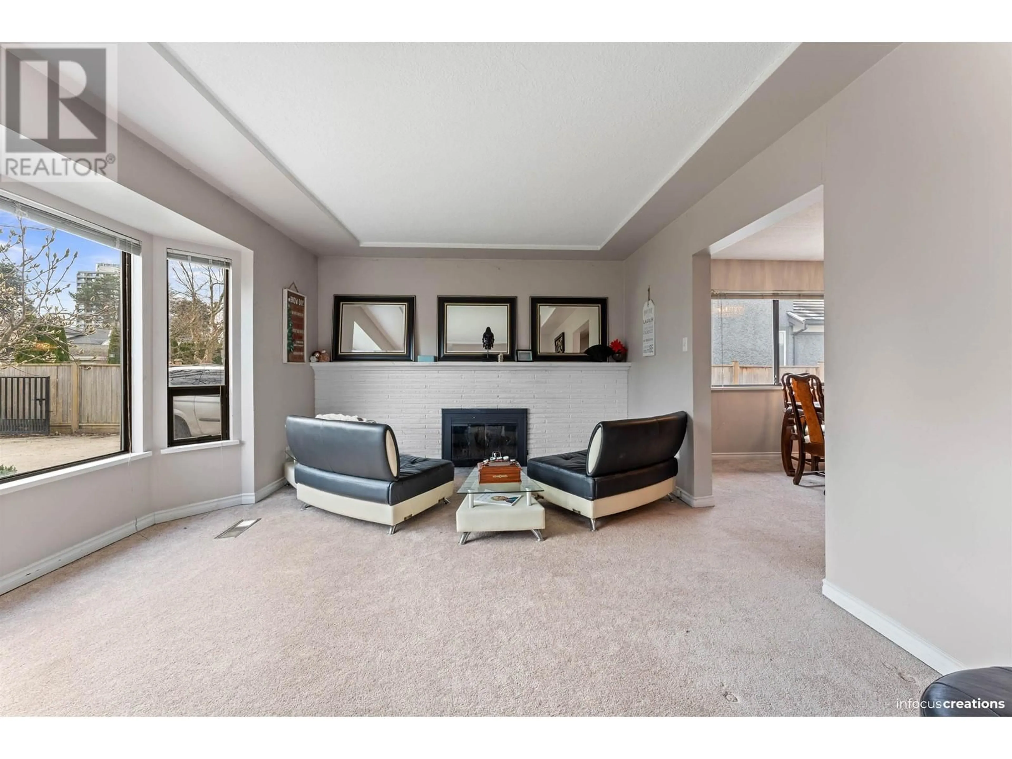 Living room with furniture, unknown for 10511 CAITHCART ROAD, Richmond British Columbia V6X1N3