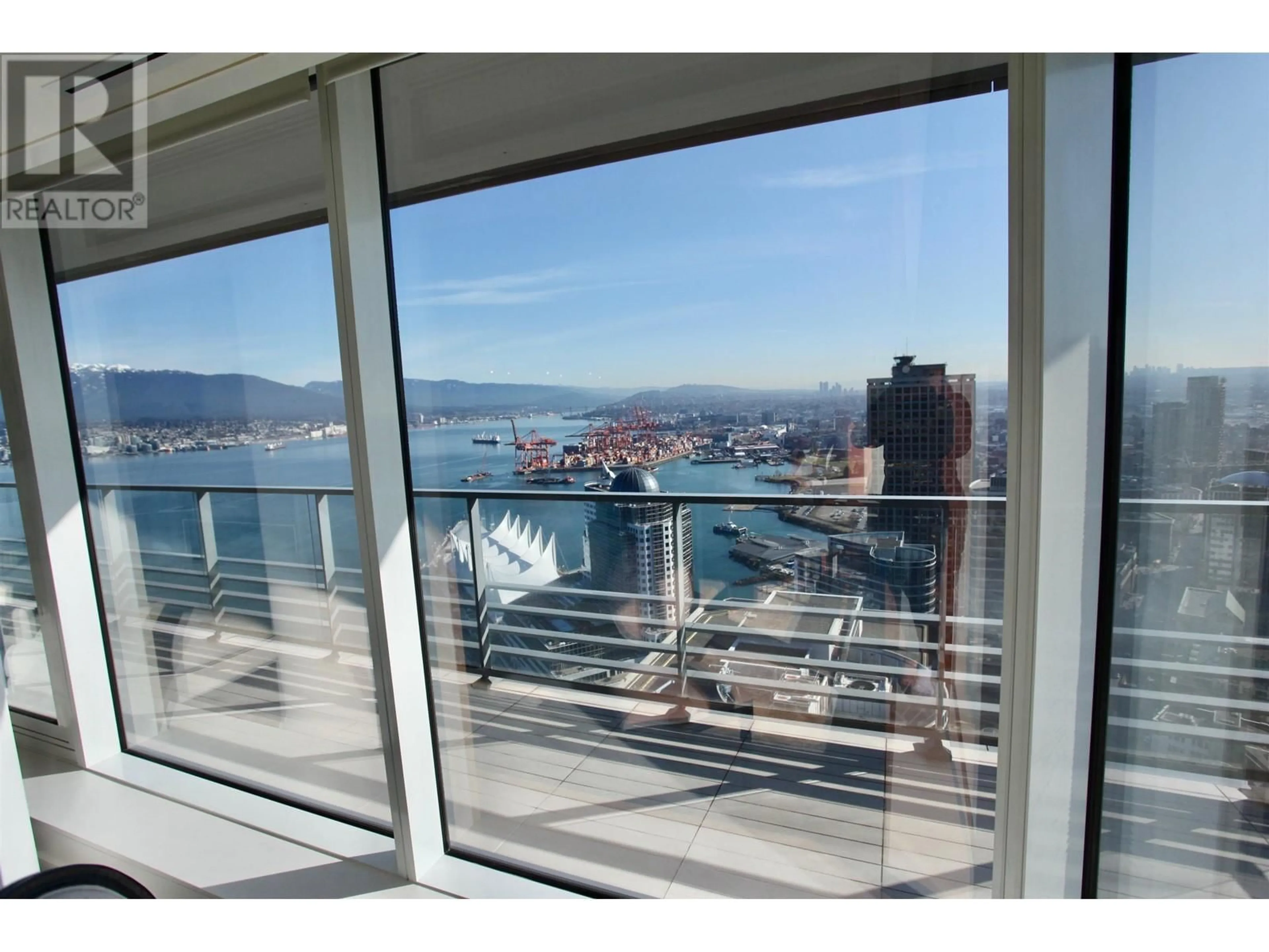 Balcony in the apartment, water/lake/river/ocean view for 4203 - 1011 CORDOVA STREET, Vancouver British Columbia V6C0B2