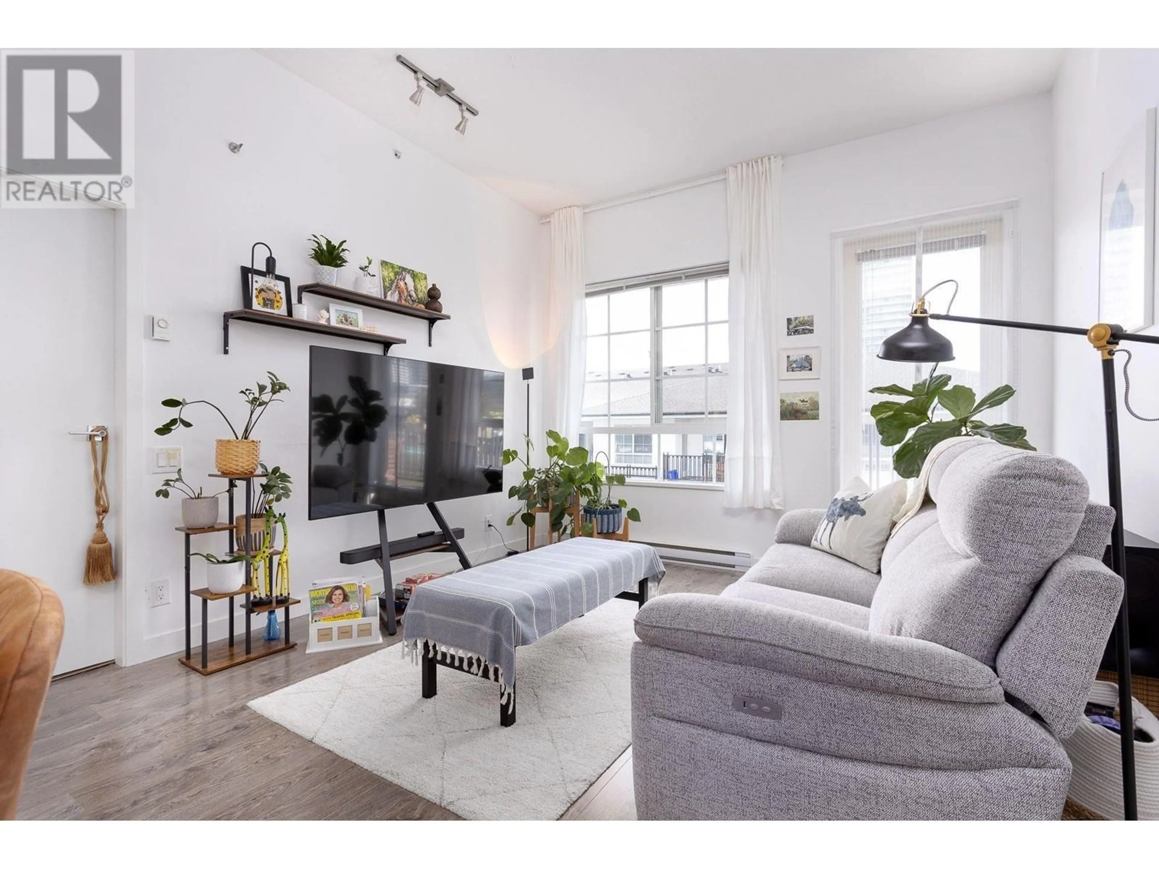 Living room with furniture, unknown for 407 - 555 FOSTER AVENUE, Coquitlam British Columbia V3J0B6