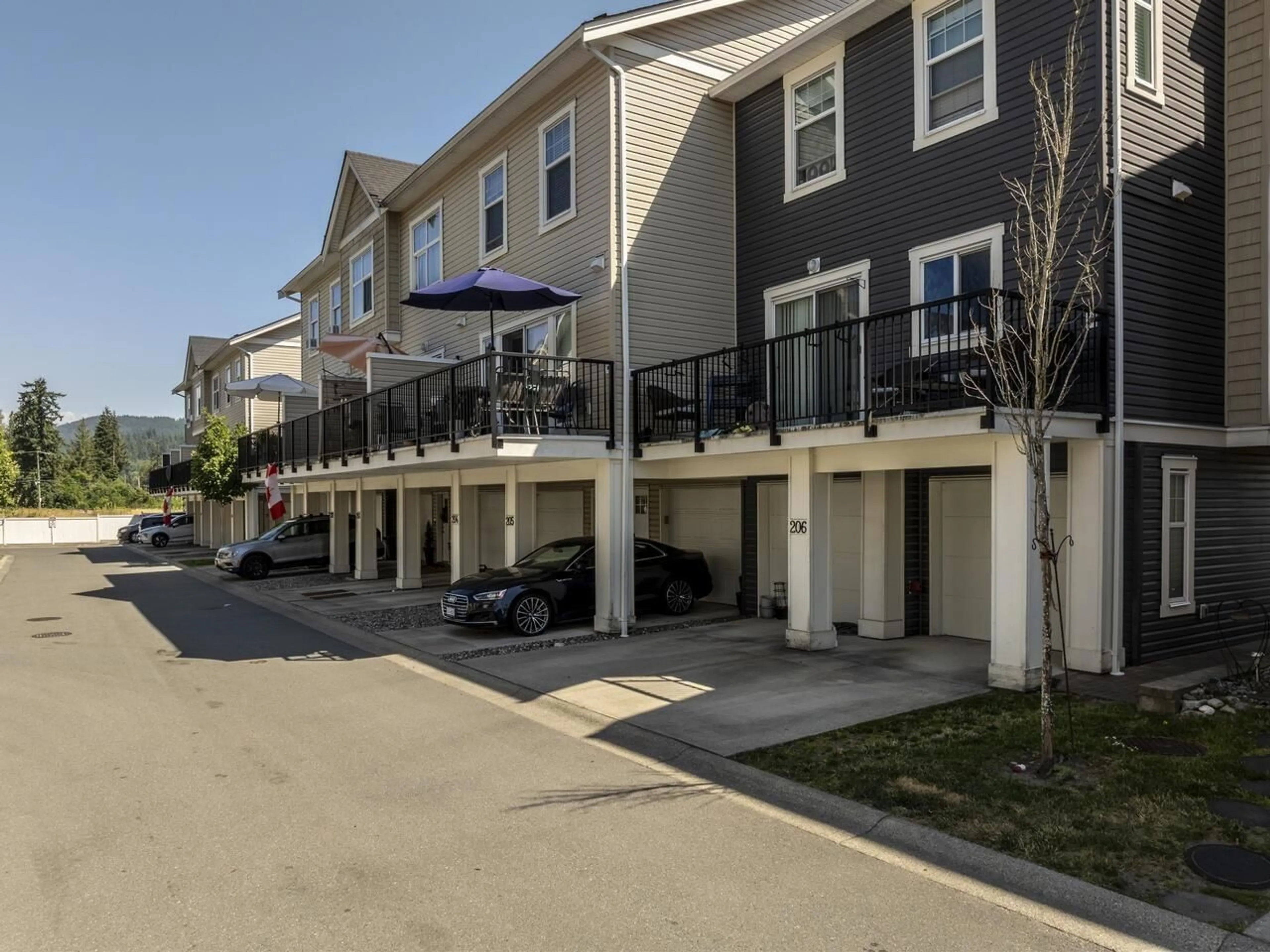 Unknown for 203 - 32789 BURTON, Mission British Columbia V4S0C9