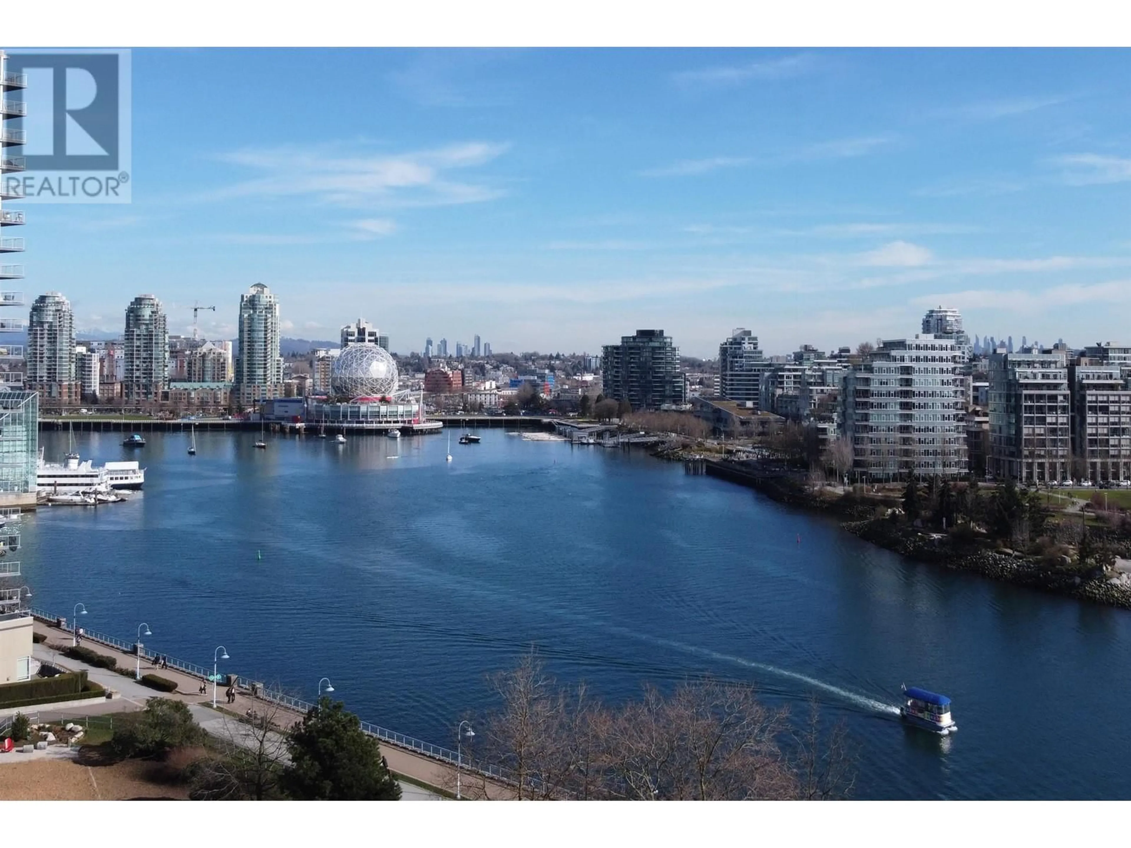 Blurry image for 907 - 1288 MARINASIDE CRESCENT, Vancouver British Columbia V6Z2W5
