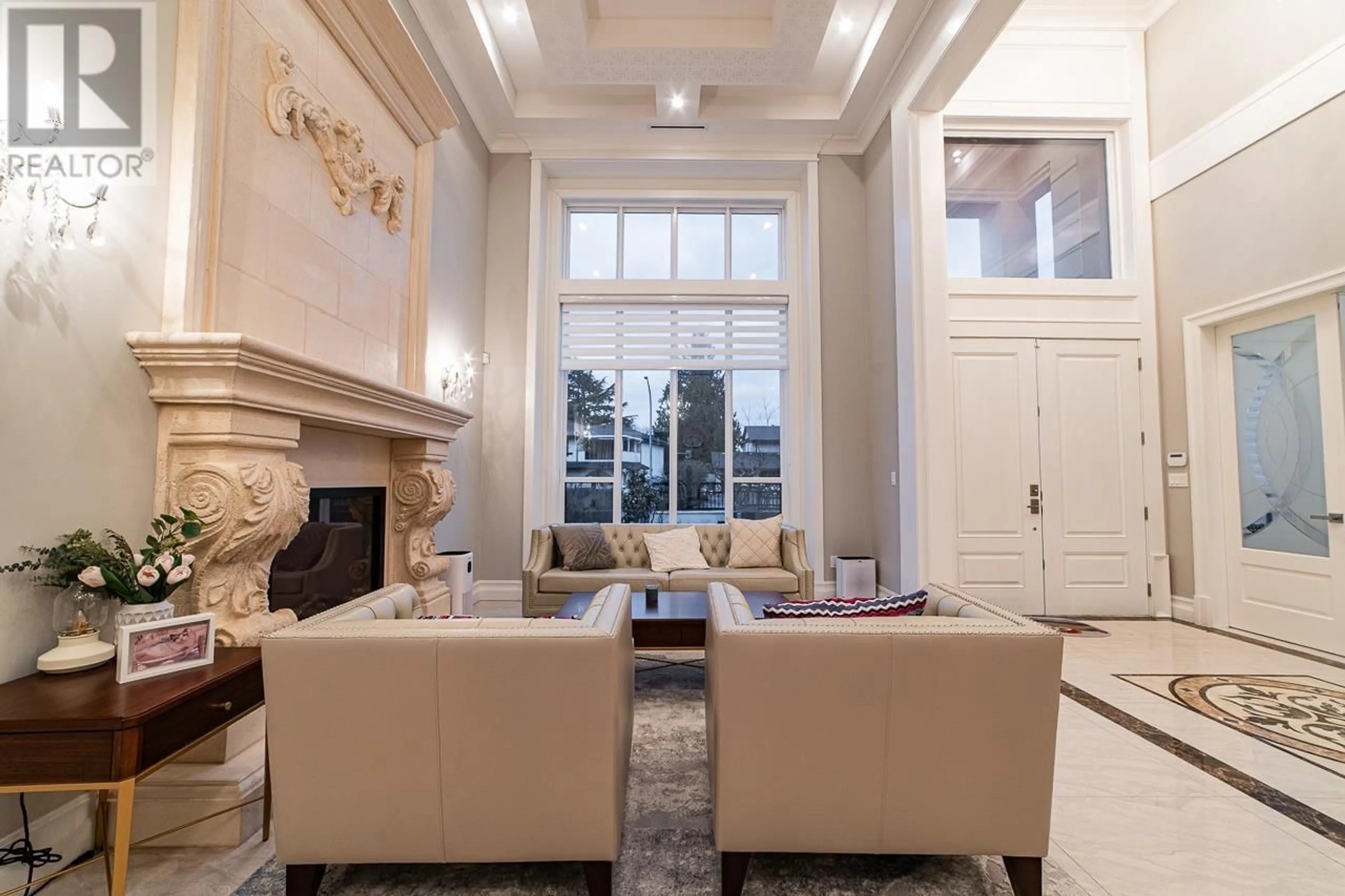 Lobby for 8280 ROSEHILL DRIVE, Richmond British Columbia V7A2J7