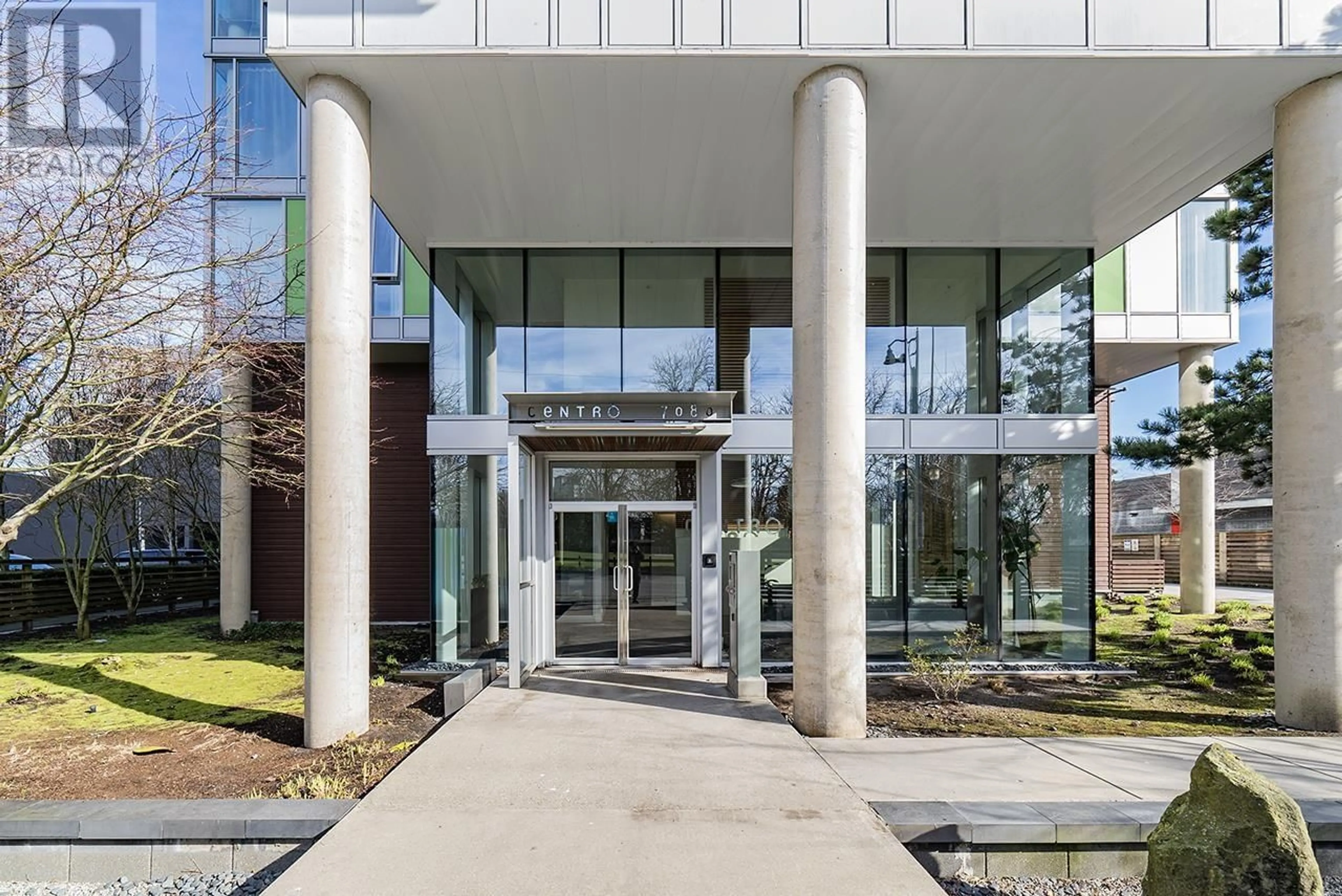 Indoor foyer for 1803 - 7080 NO.3, Richmond British Columbia V4B0C1