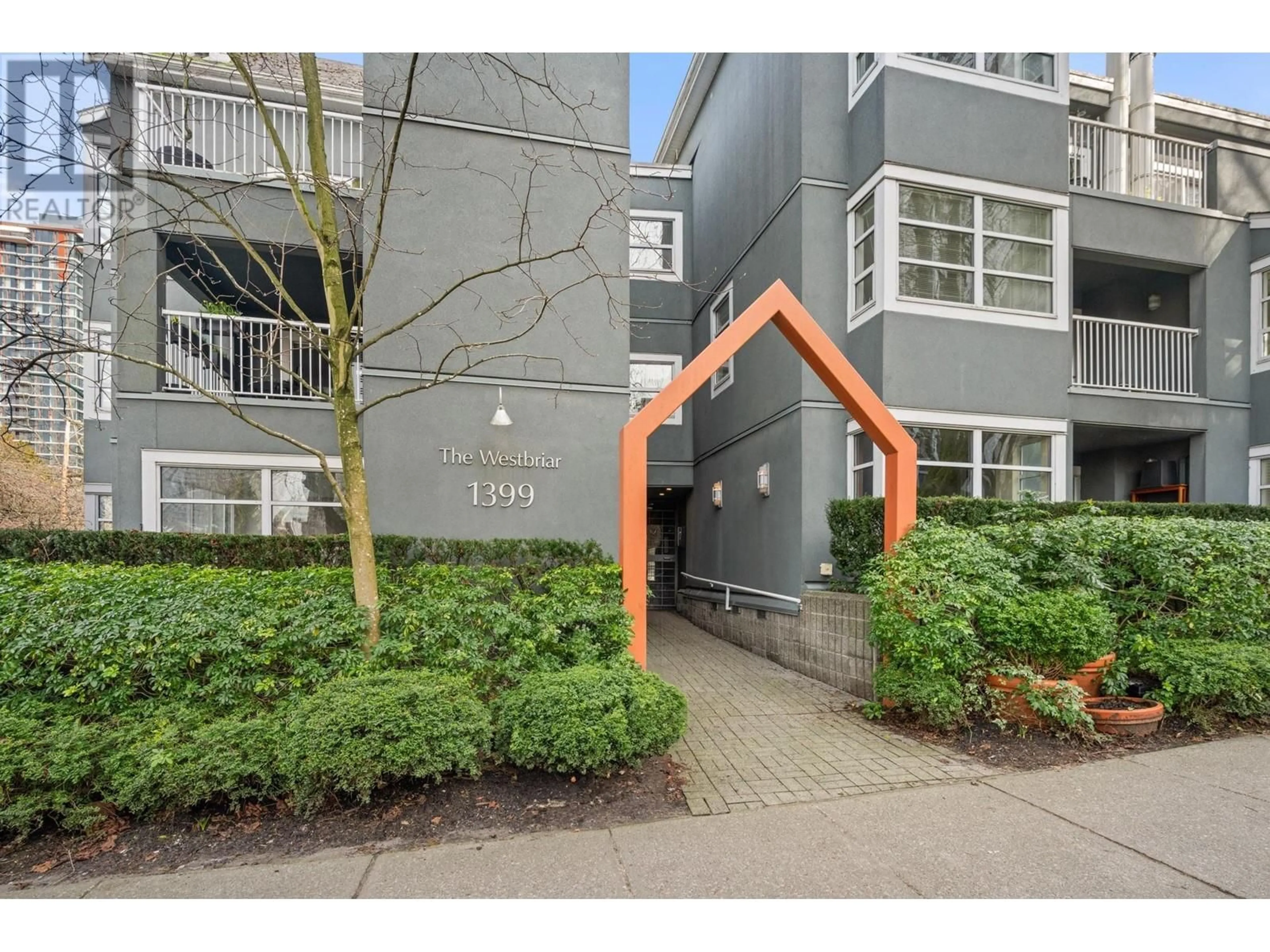 Unknown for 104 1399 BARCLAY STREET, Vancouver British Columbia V6E1H6