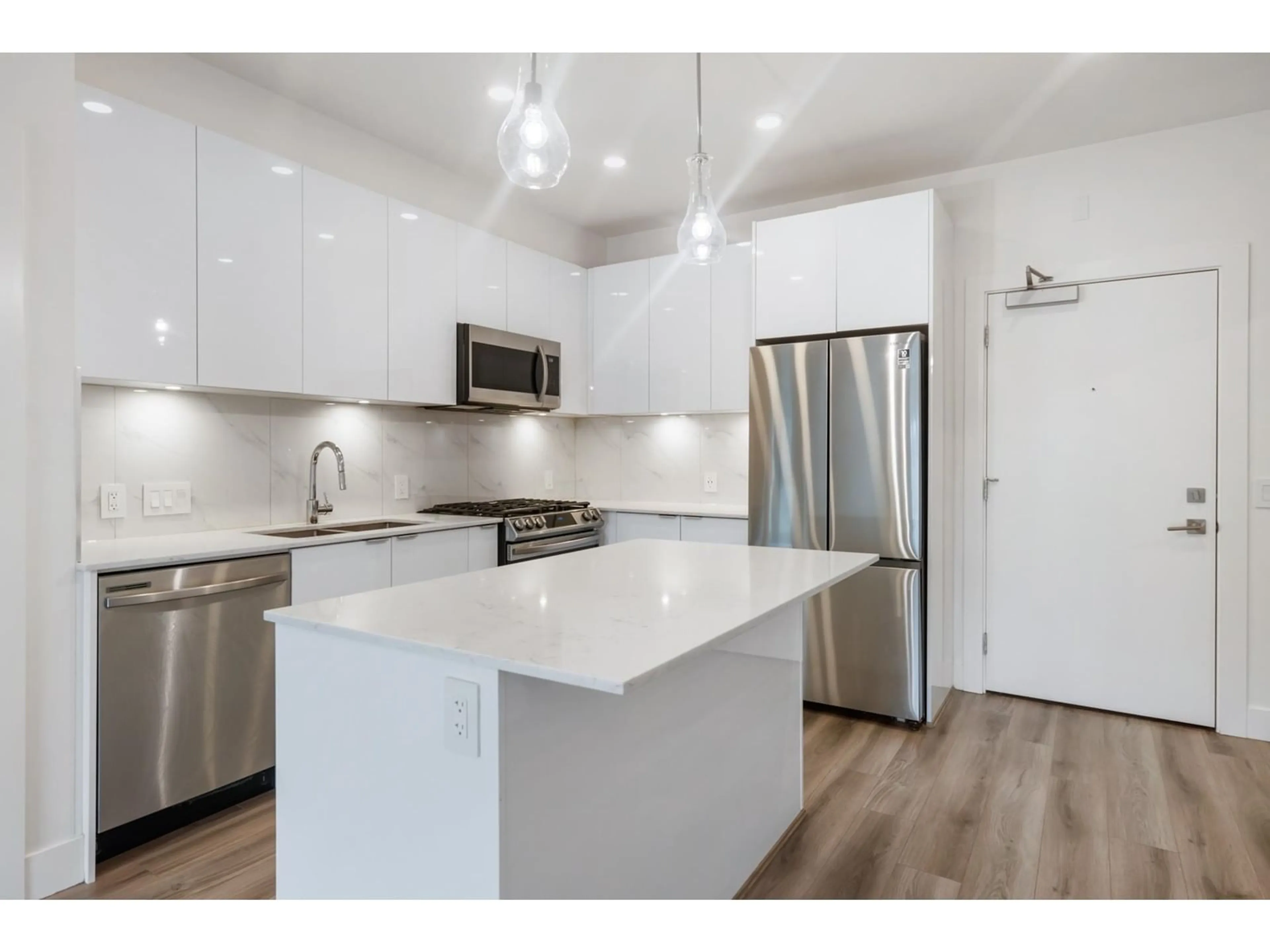 Open concept kitchen, unknown for B310 - 8447 202, Langley British Columbia V2Y2B7