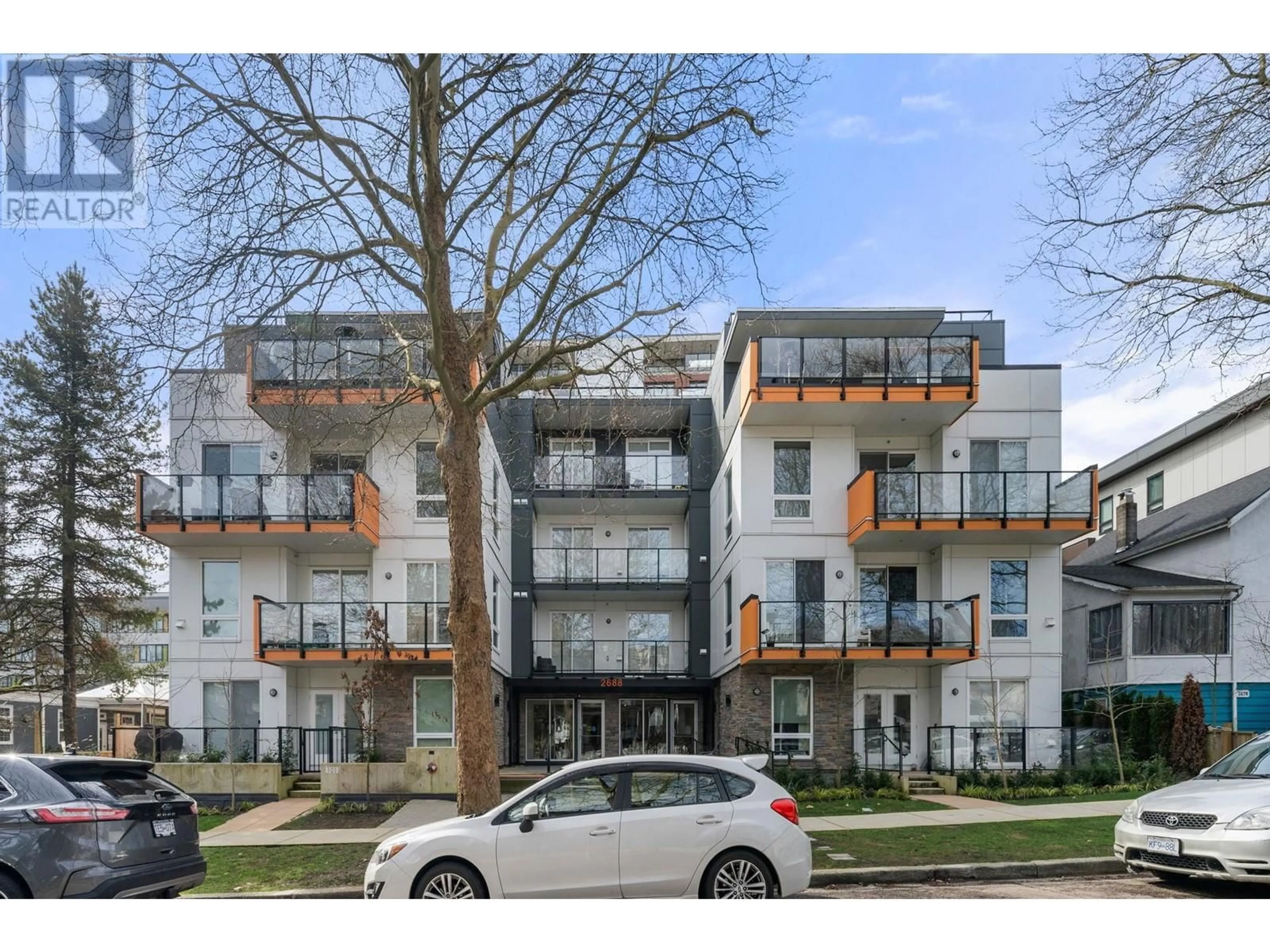 A pic from outside/outdoor area/front of a property/back of a property/a pic from drone, street for 105 - 2688 DUKE STREET, Vancouver British Columbia V5R4S9