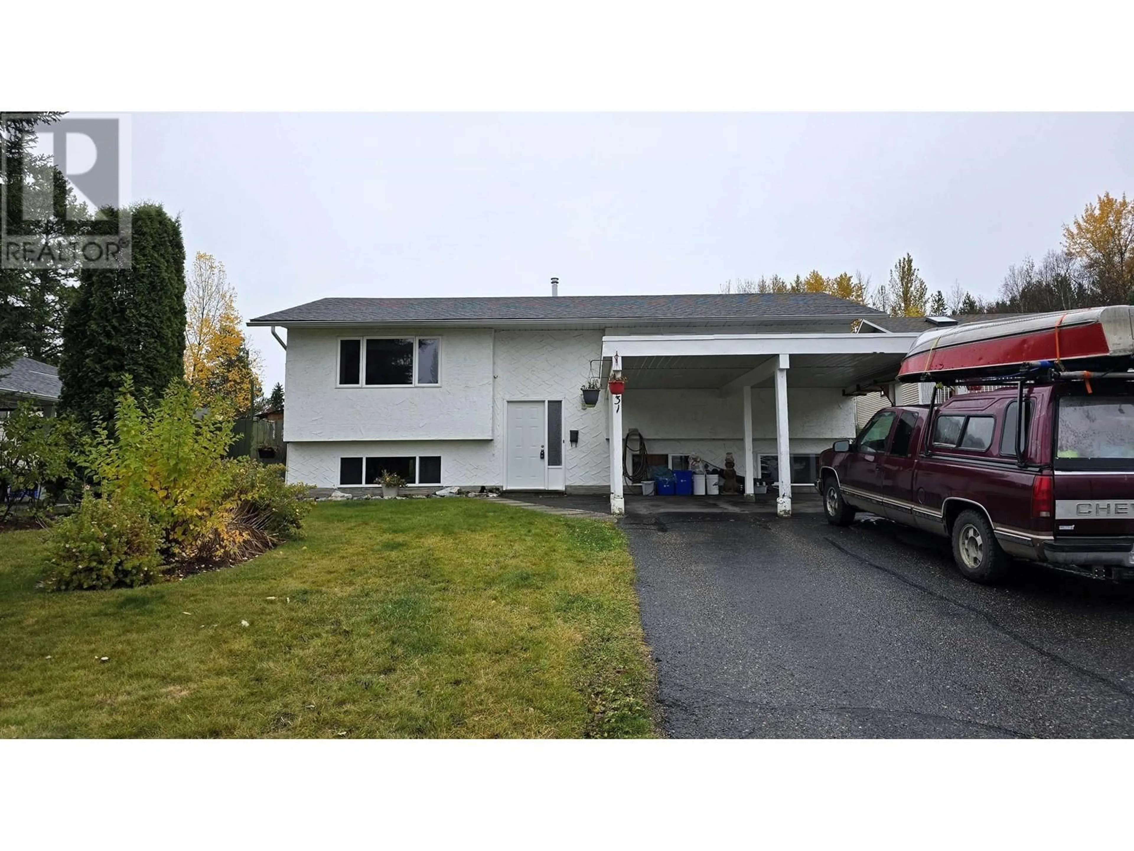 Home with vinyl exterior material, street for 131 DUNCAN PLACE, Prince George British Columbia V2M6T4