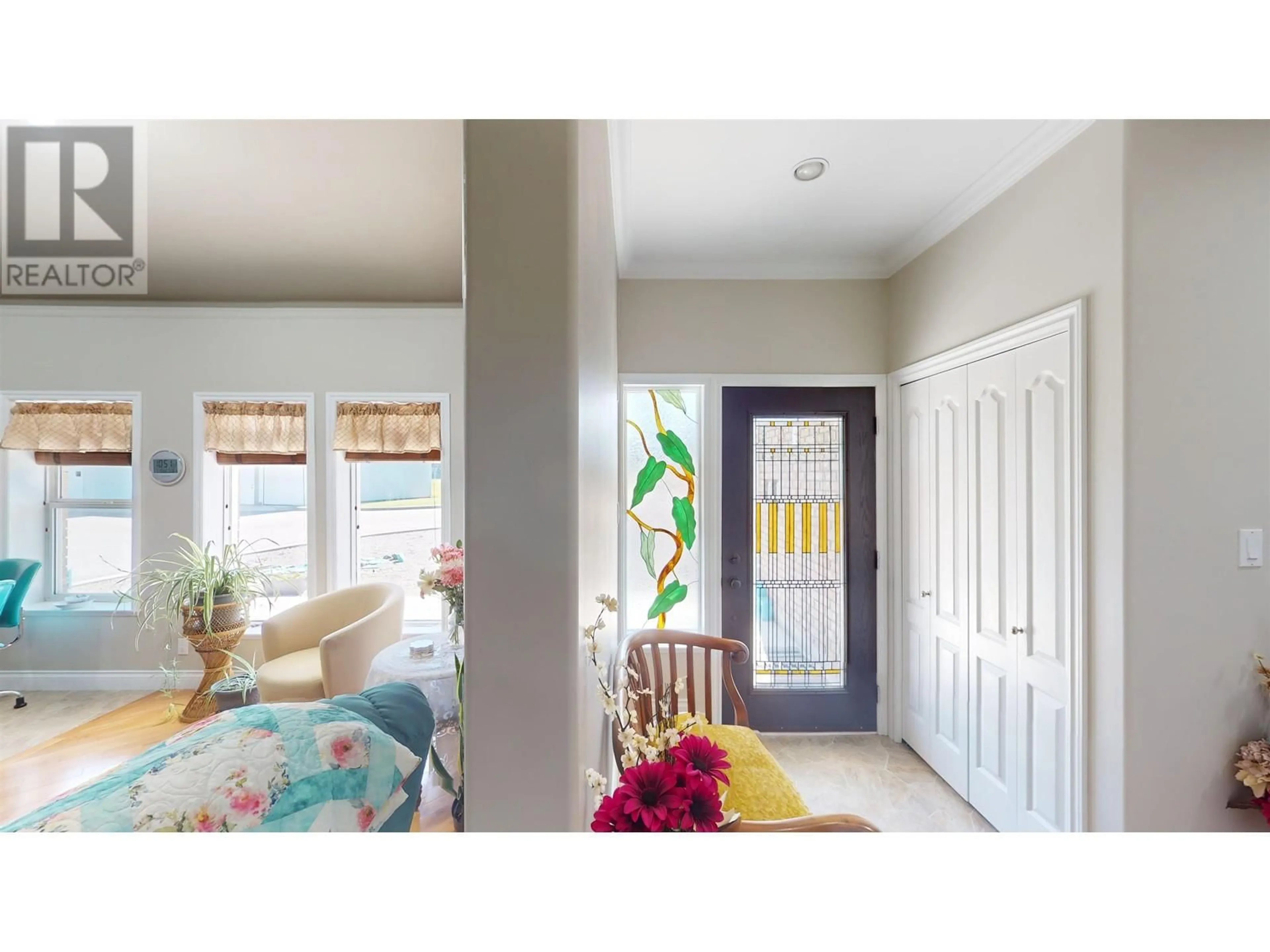 Indoor entryway for 2506 LARCH AVENUE, Quesnel British Columbia V2J5S3
