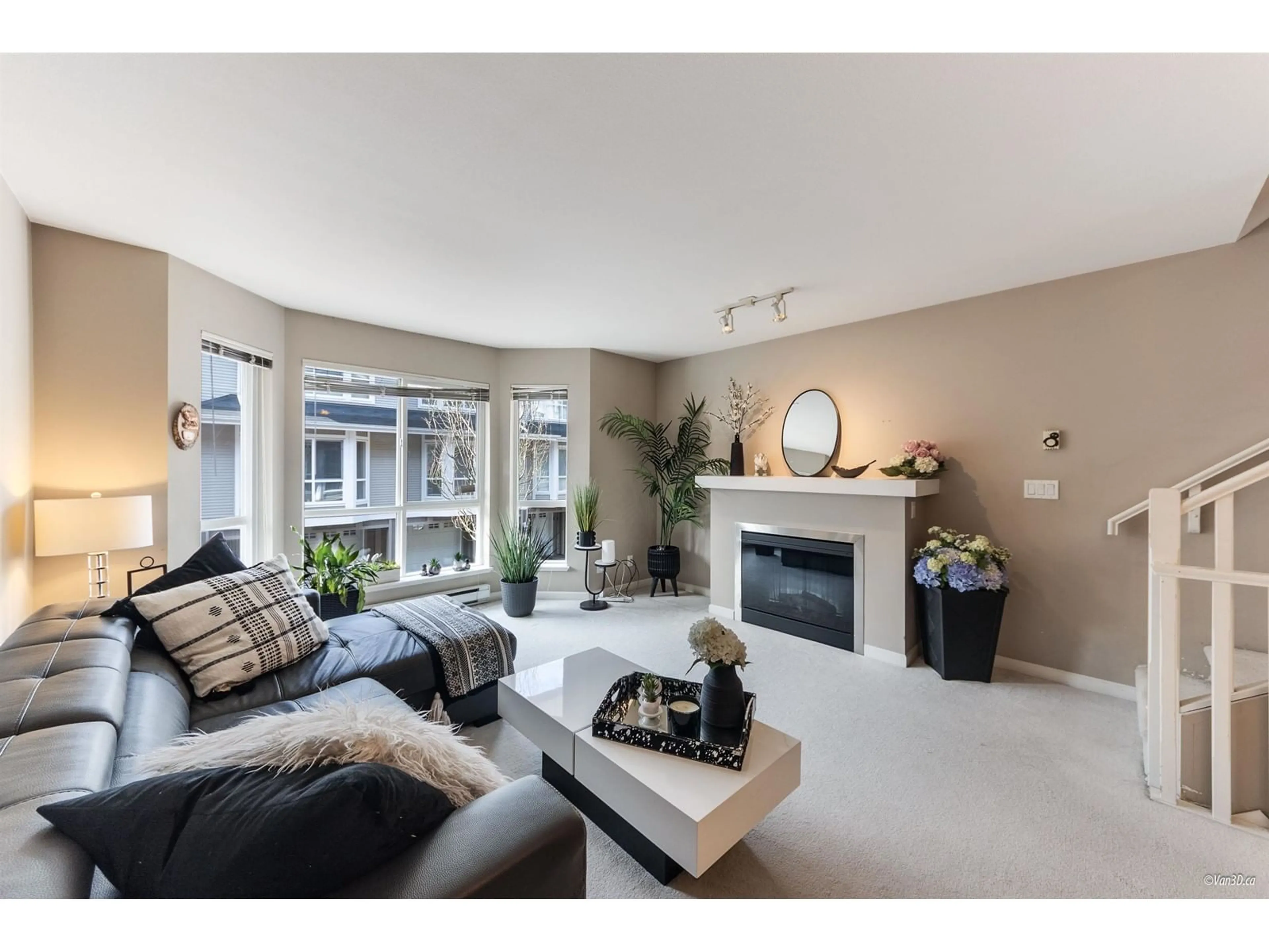 Living room with furniture, unknown for 9 - 8778 159, Surrey British Columbia V4N1H4