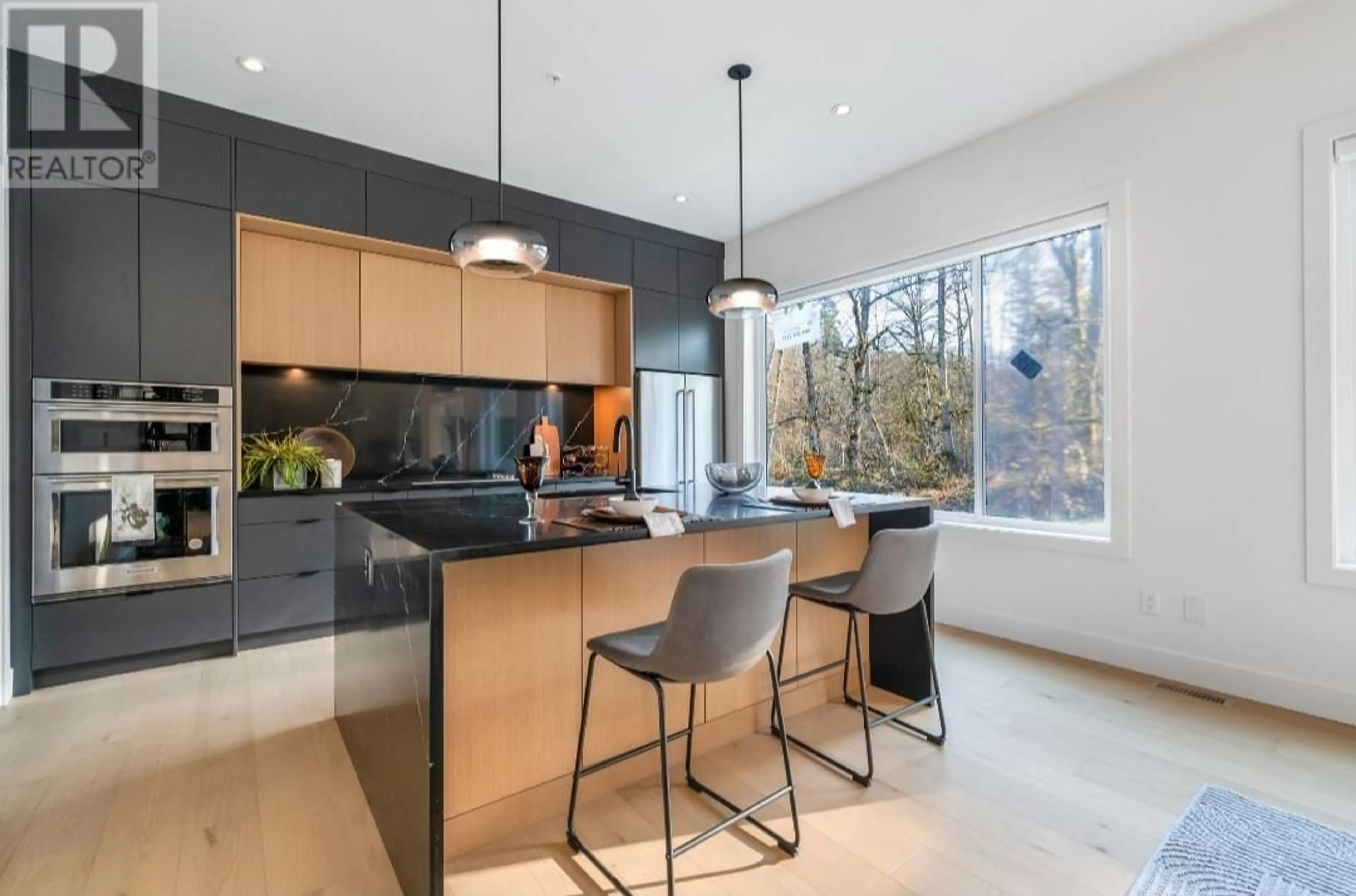 Contemporary kitchen, ceramic/tile floor for 24476 JENEWEIN DRIVE, Maple Ridge British Columbia V0V0V0