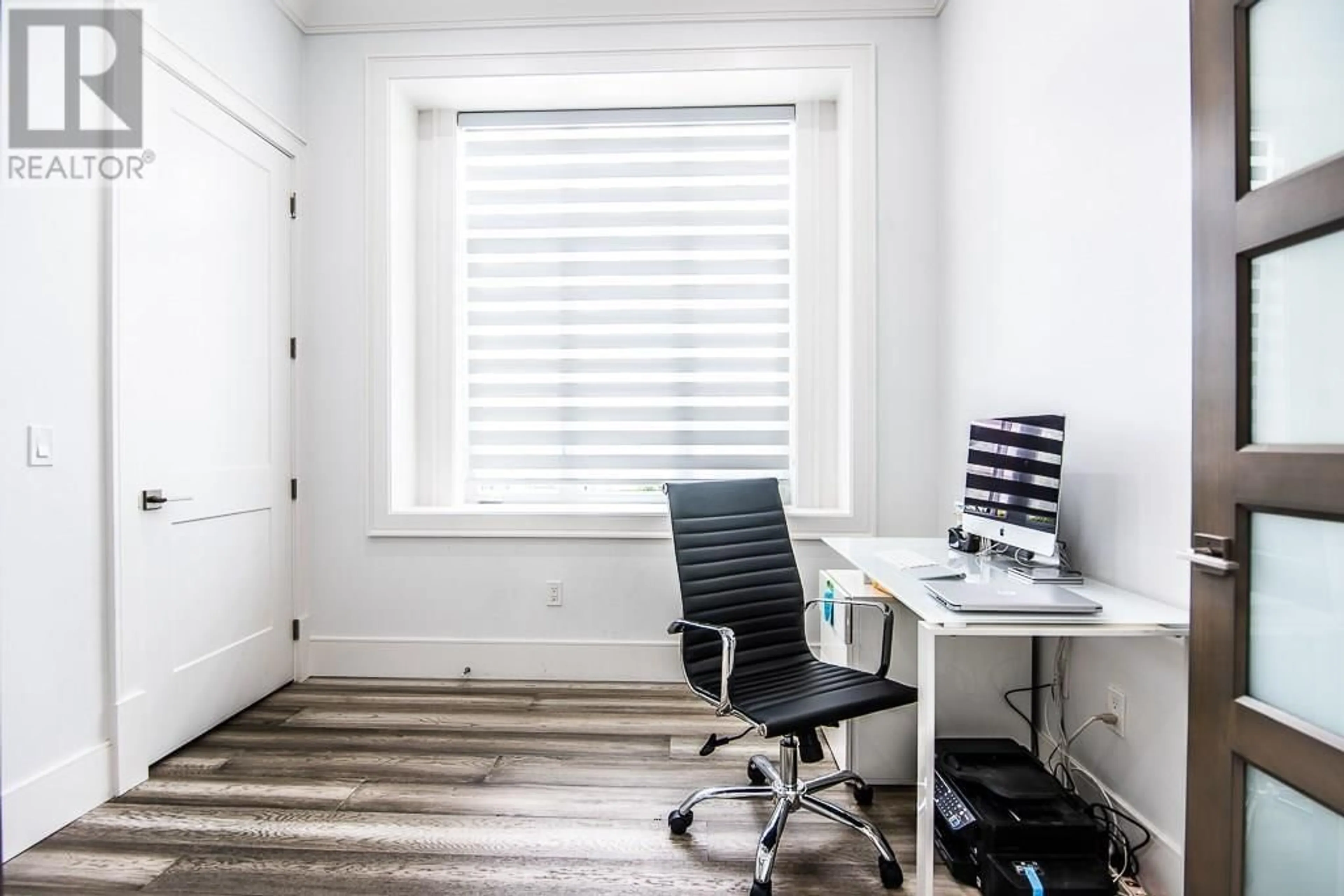 A pic of a room for 1238 45TH AVENUE, Vancouver British Columbia V6M2G7