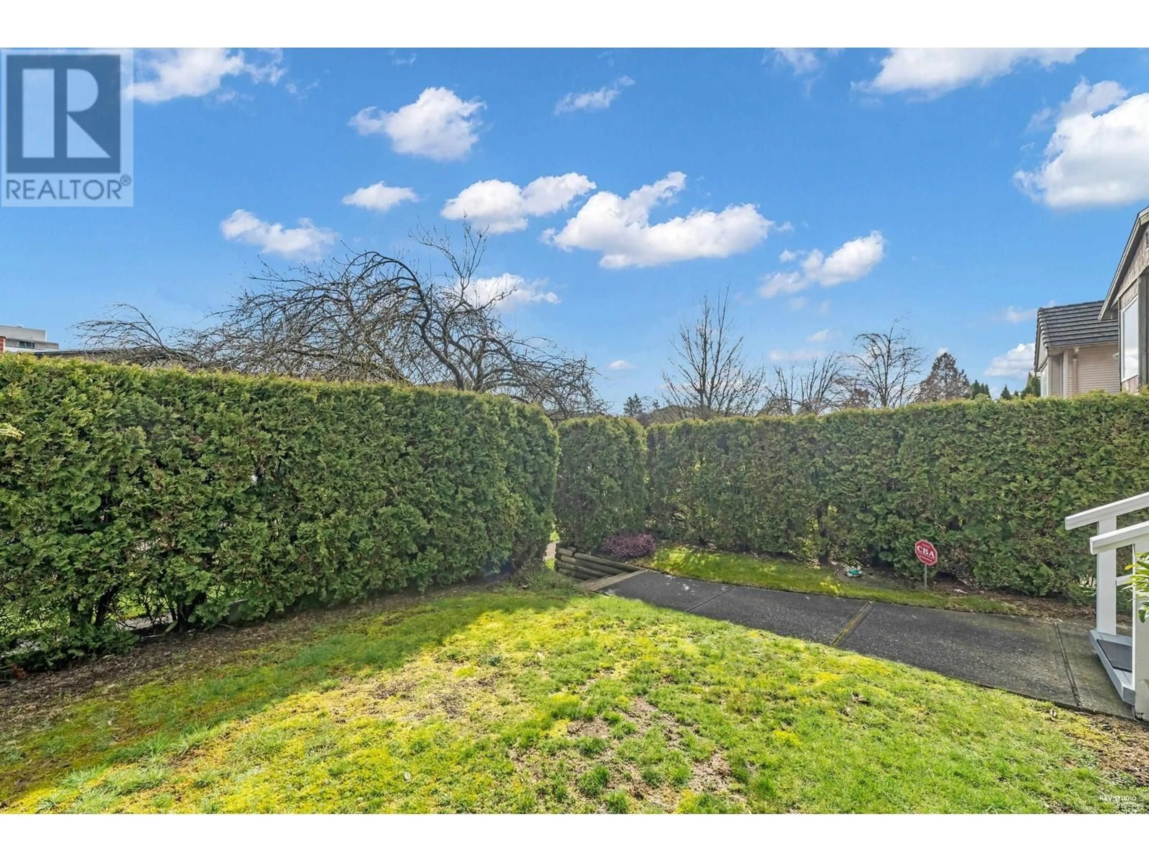 A pic from outside/outdoor area/front of a property/back of a property/a pic from drone, forest/trees view for 8419 OSLER STREET, Vancouver British Columbia V6P4E5