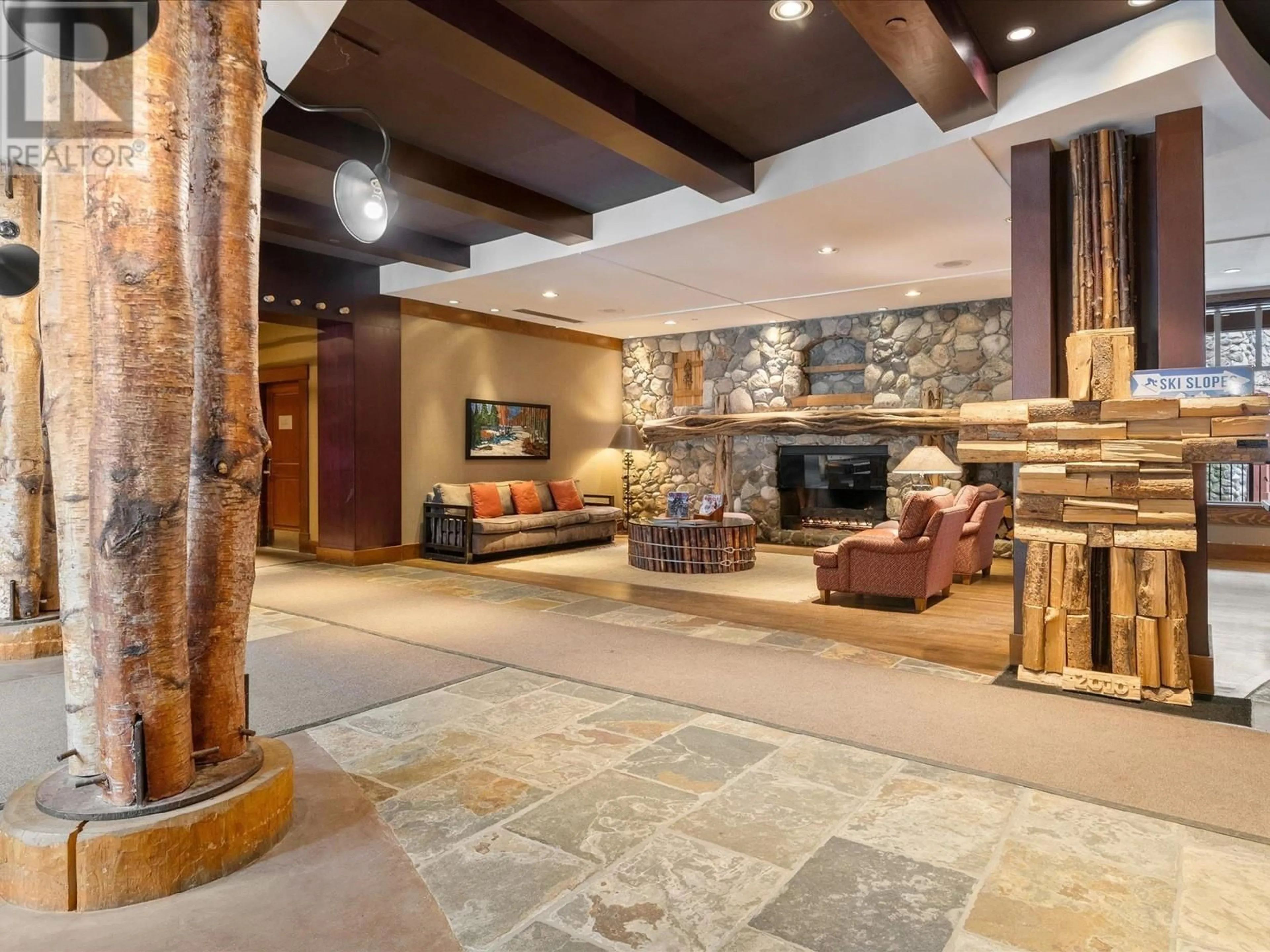 Lobby for 210A - 2036 LONDON LANE, Whistler British Columbia V8E0N7