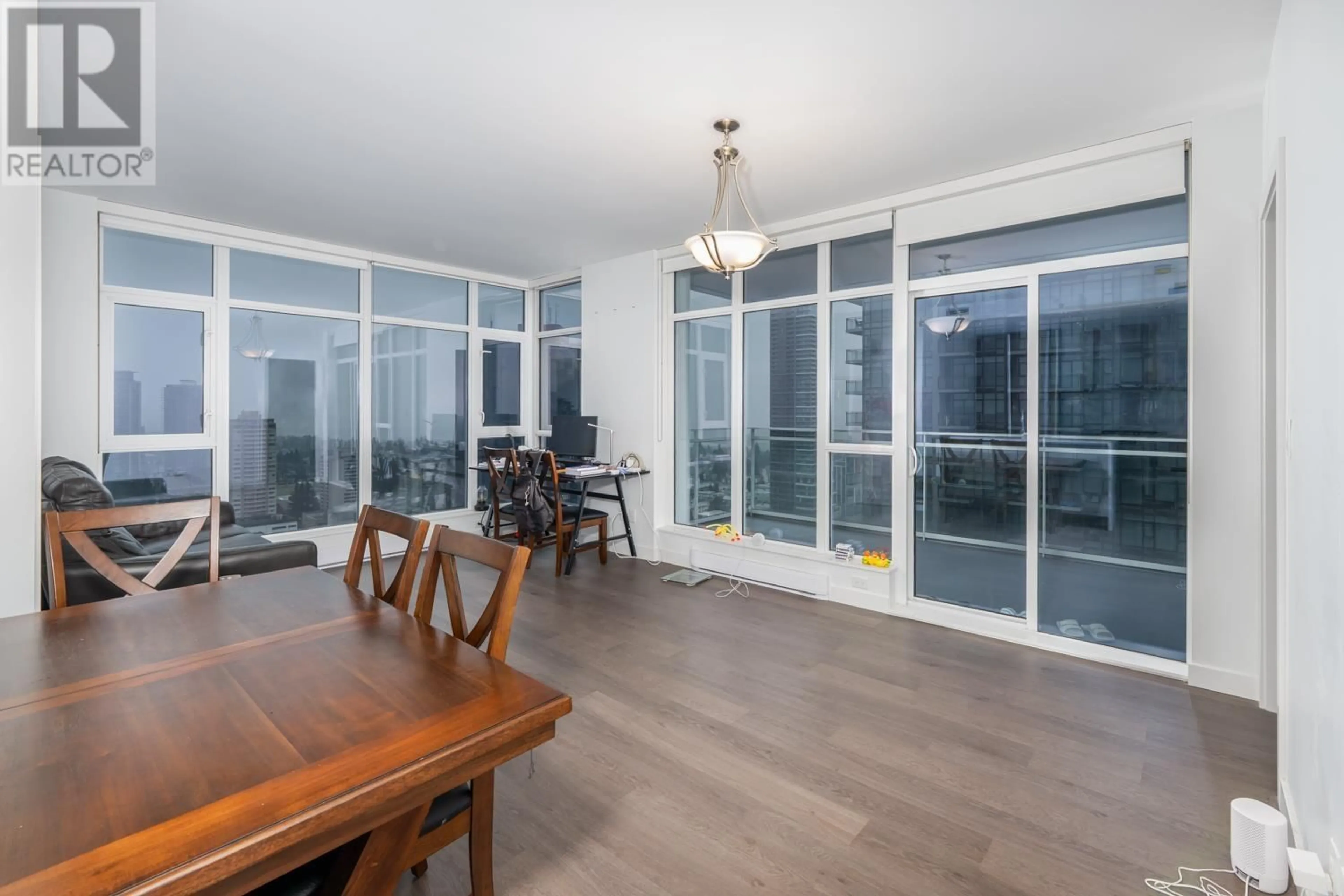 Unknown for 3202 - 4670 ASSEMBLY WAY, Burnaby British Columbia V5H0H3