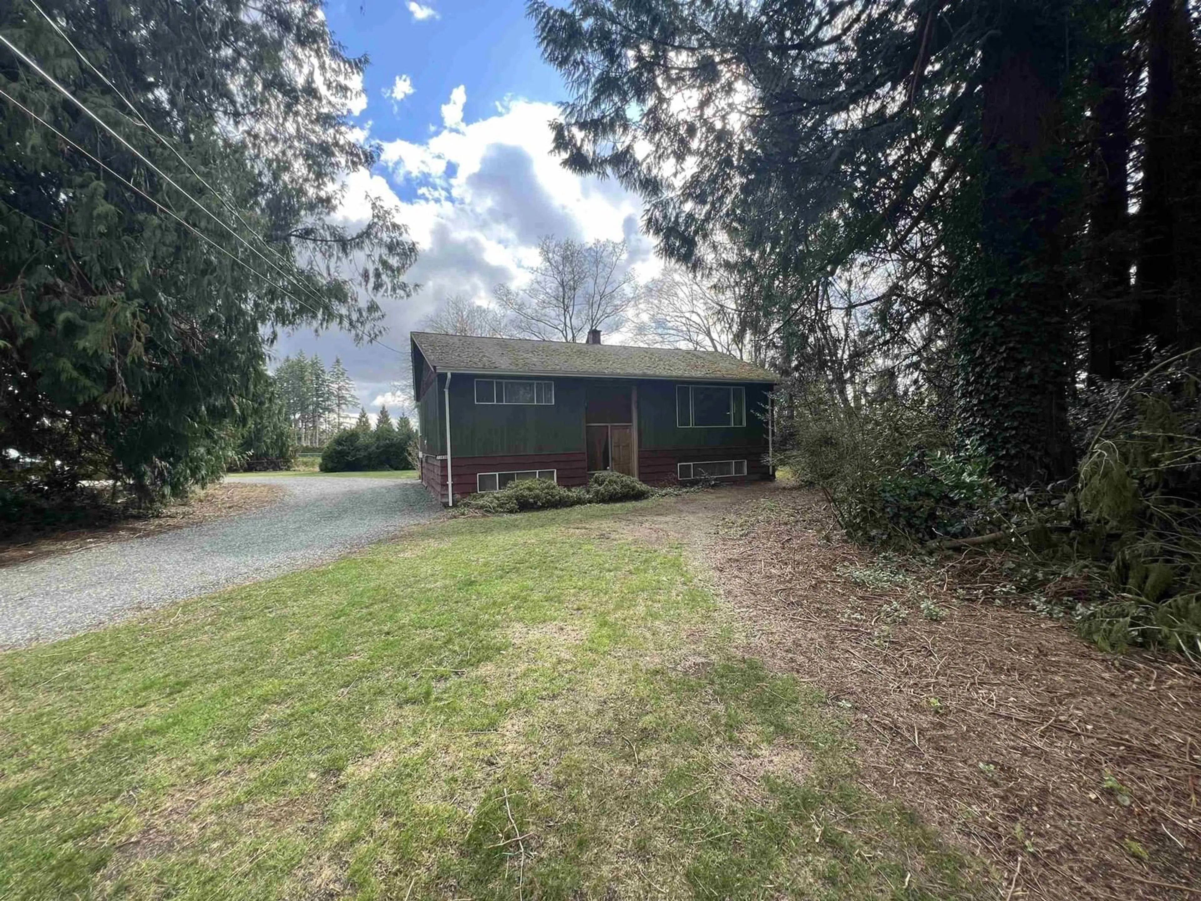 A pic from outside/outdoor area/front of a property/back of a property/a pic from drone, unknown for 23836 68, Langley British Columbia V2Y2H4