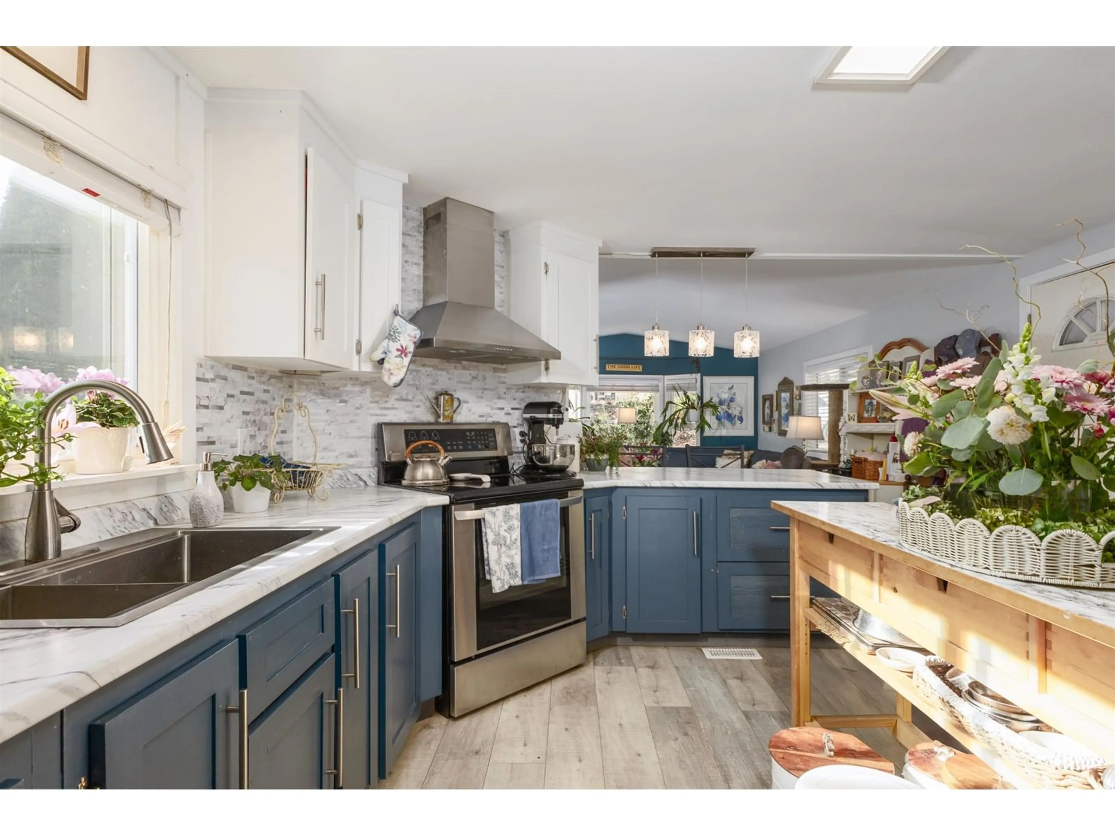 Open concept kitchen, unknown for 117 - 43201 LOUGHEED, Mission British Columbia V0M1G0