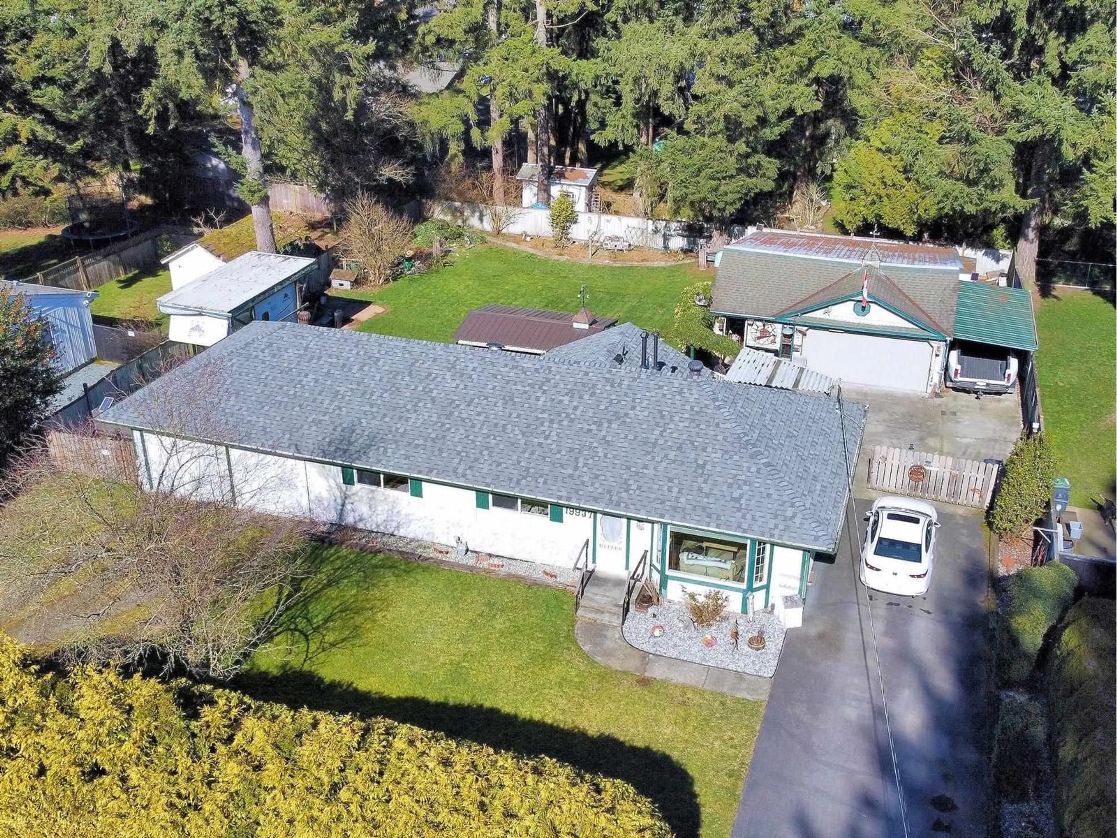 A pic from outside/outdoor area/front of a property/back of a property/a pic from drone, street for 19937 37A AVENUE, Langley British Columbia V3A2S8