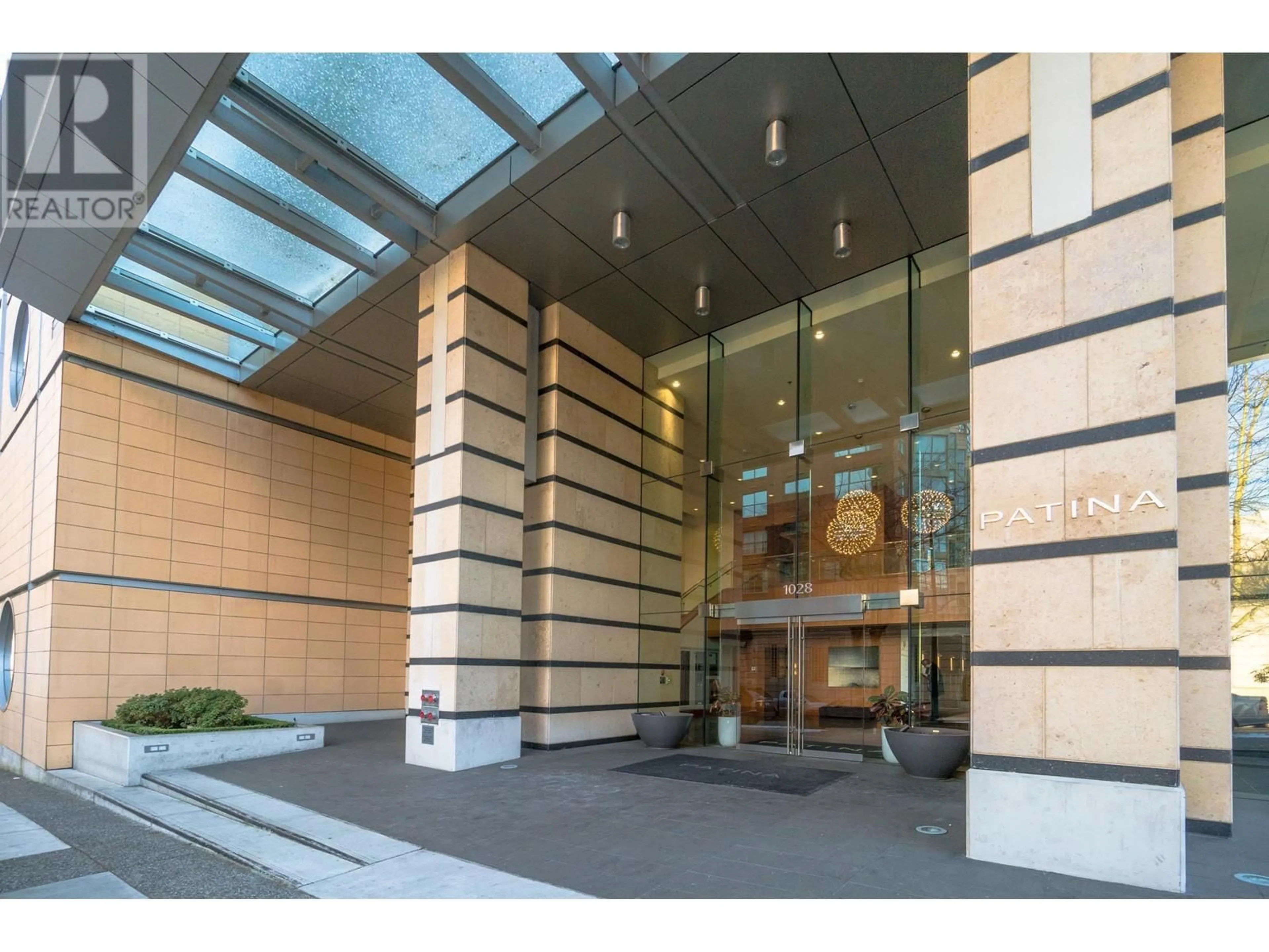 Indoor foyer for 2303 1028 BARCLAY STREET, Vancouver British Columbia V6E0B1