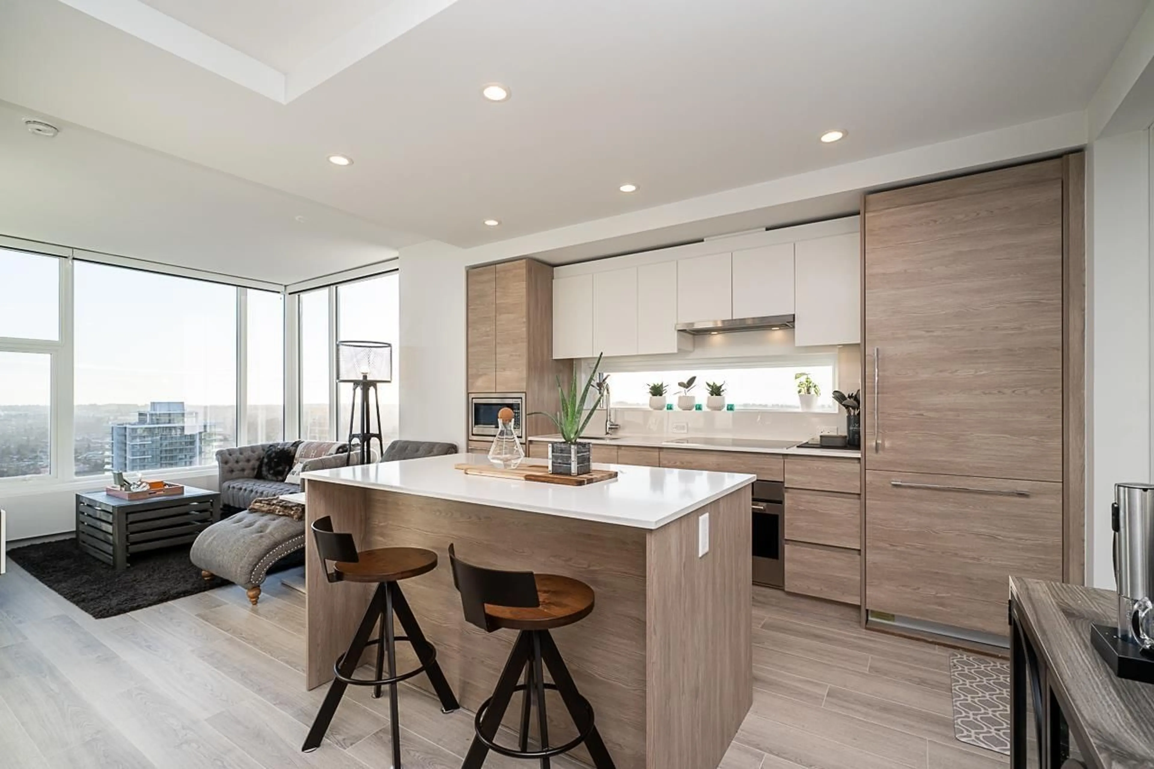 Open concept kitchen, unknown for 3003 13615 FRASER HIGHWAY, Surrey British Columbia V3T0P7