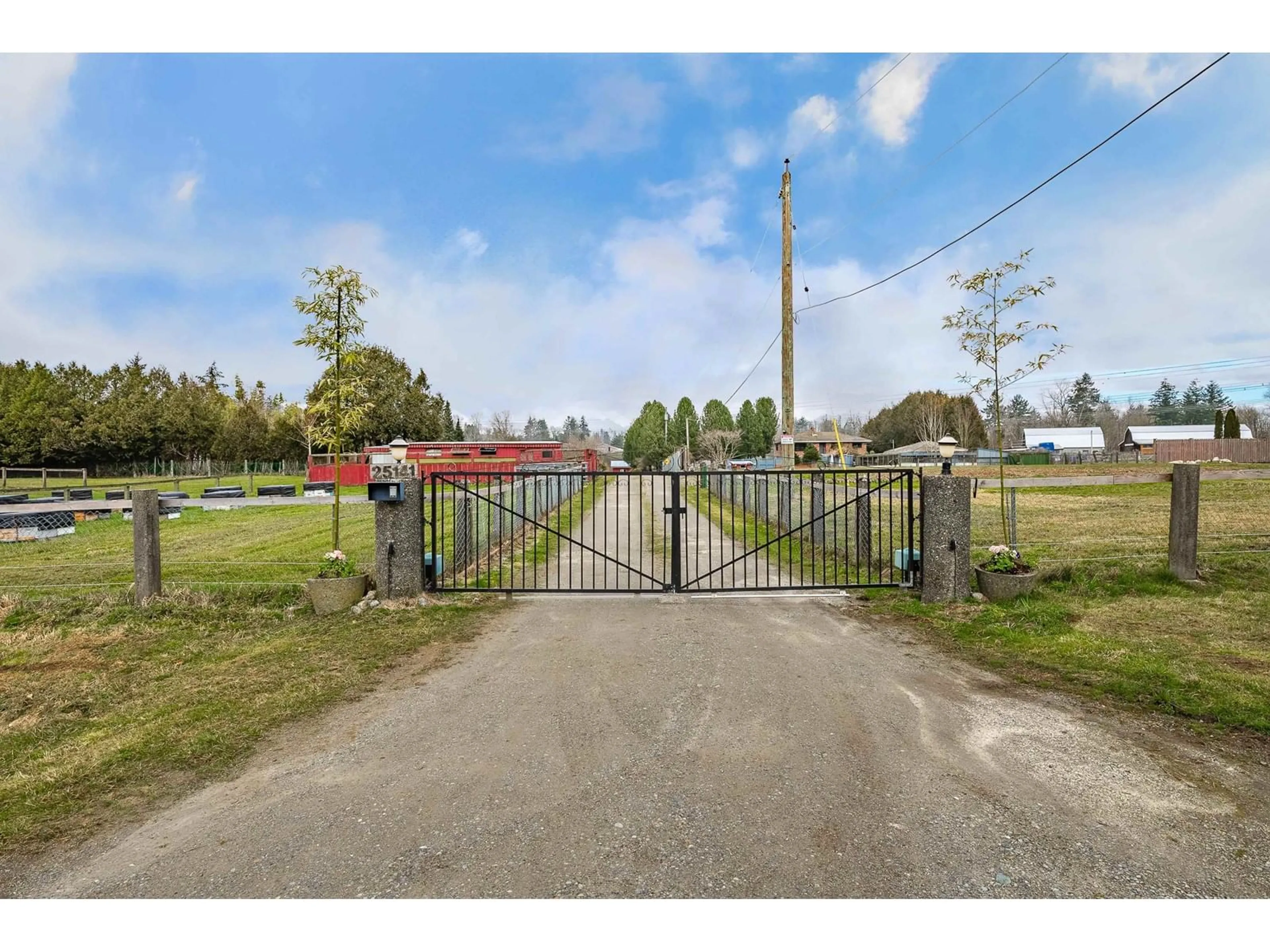 A pic from outside/outdoor area/front of a property/back of a property/a pic from drone, street for 25141 19, Langley British Columbia V4W2E6