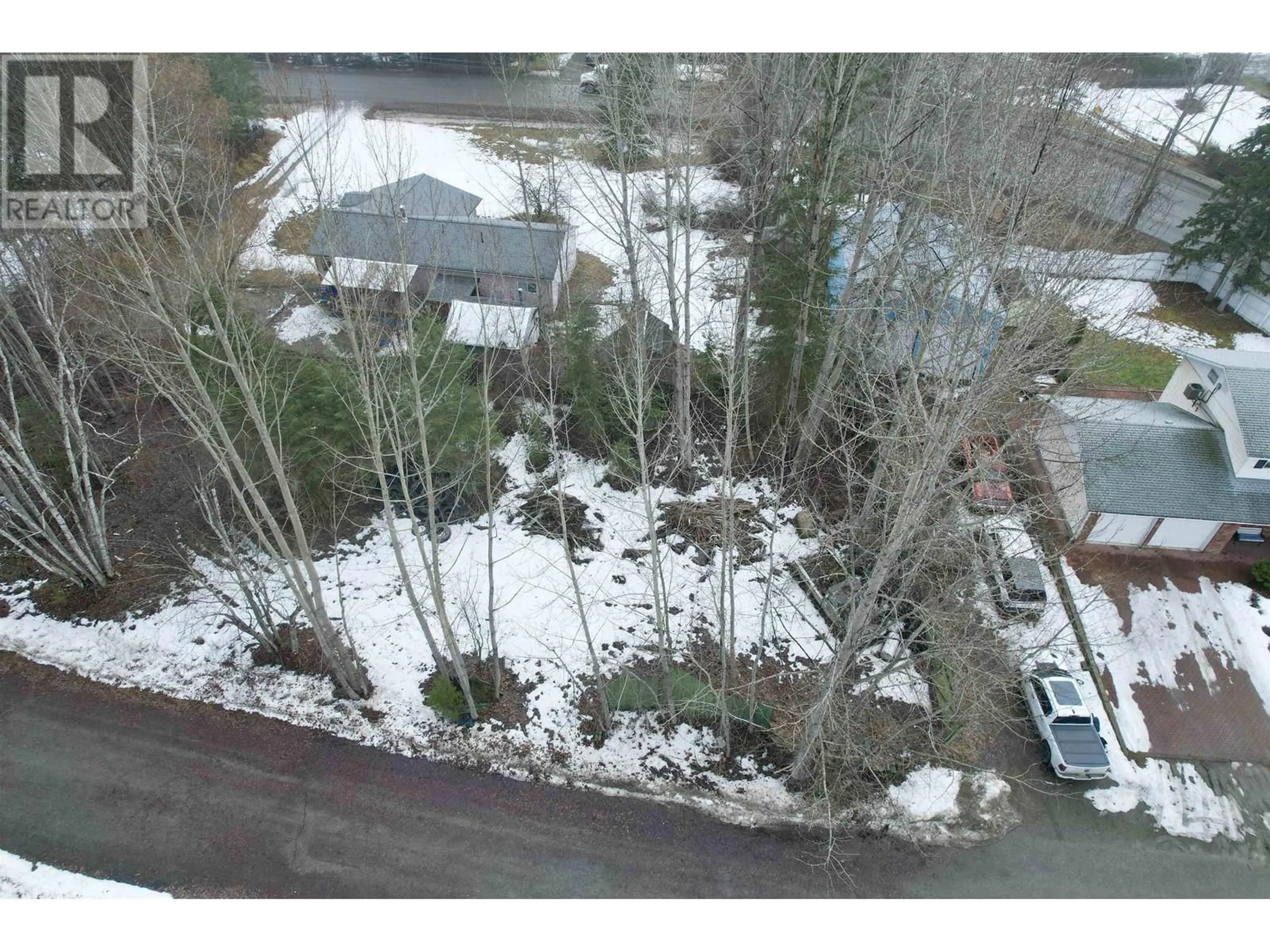 A pic from outside/outdoor area/front of a property/back of a property/a pic from drone, unknown for 1012 ROSE ROAD, Quesnel British Columbia V2J5L1