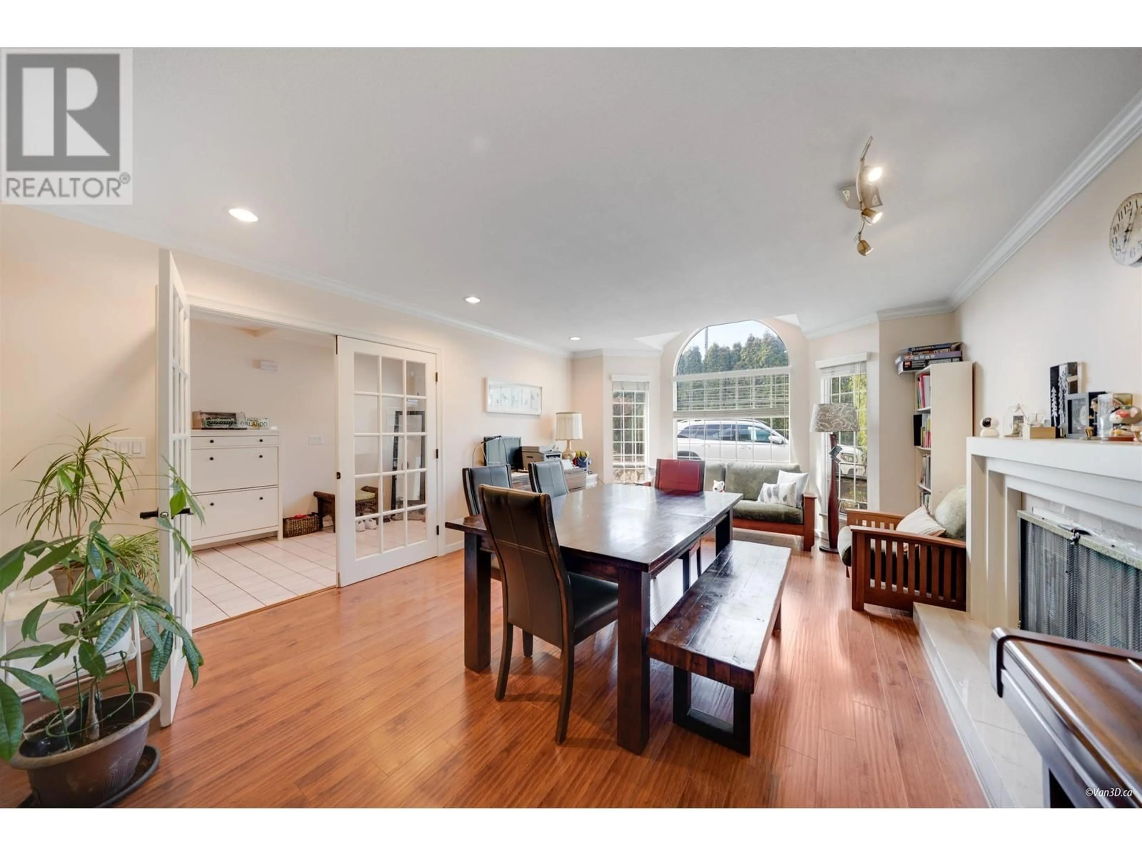 Dining room, wood/laminate floor for 11380 NO 1 ROAD, Richmond British Columbia V7E1S5