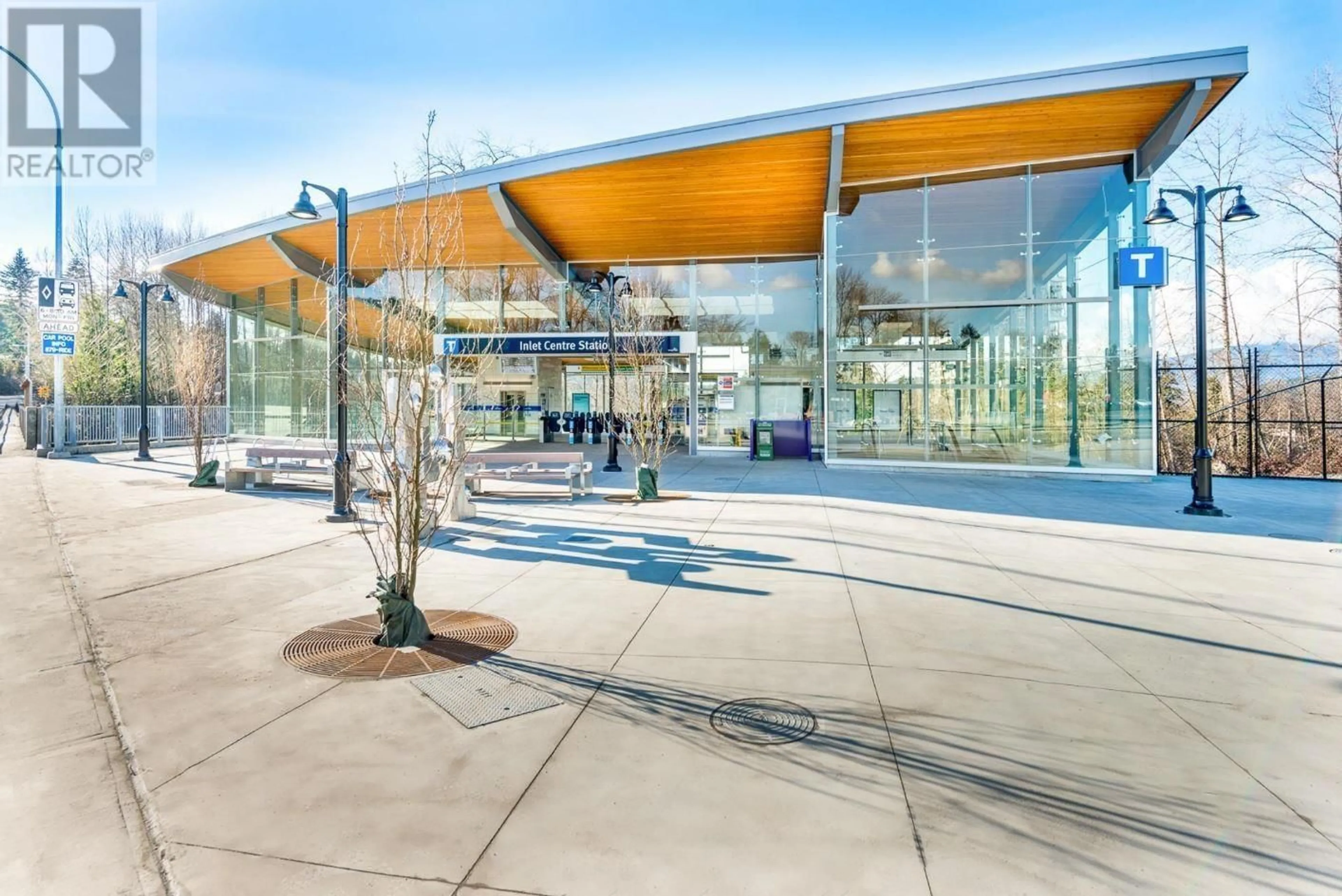 Indoor foyer for 1103 - 110 BREW STREET, Port Moody British Columbia V3H0E4