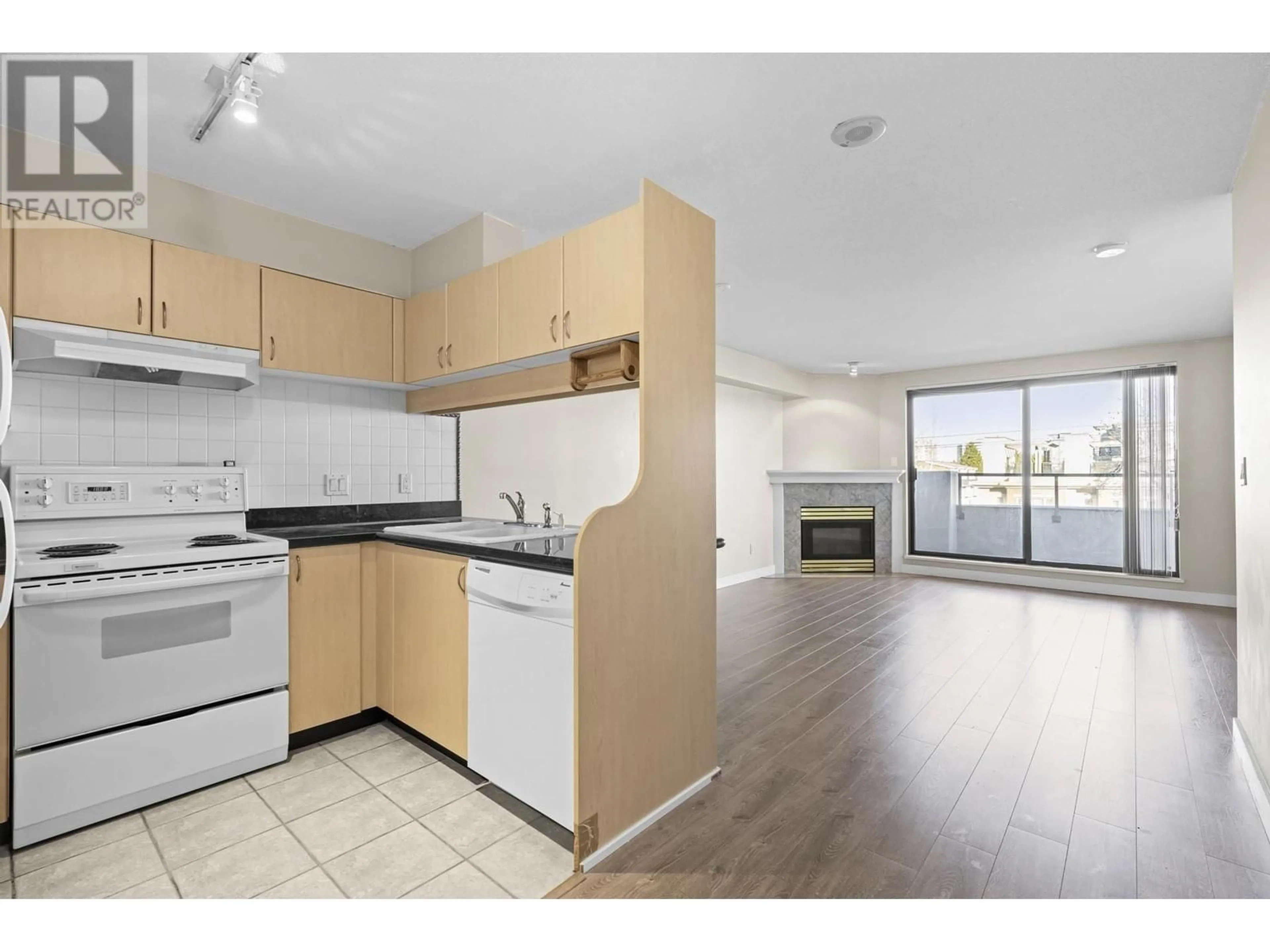 Standard kitchen, unknown for 407 6611 COONEY ROAD, Richmond British Columbia V6Y4C5