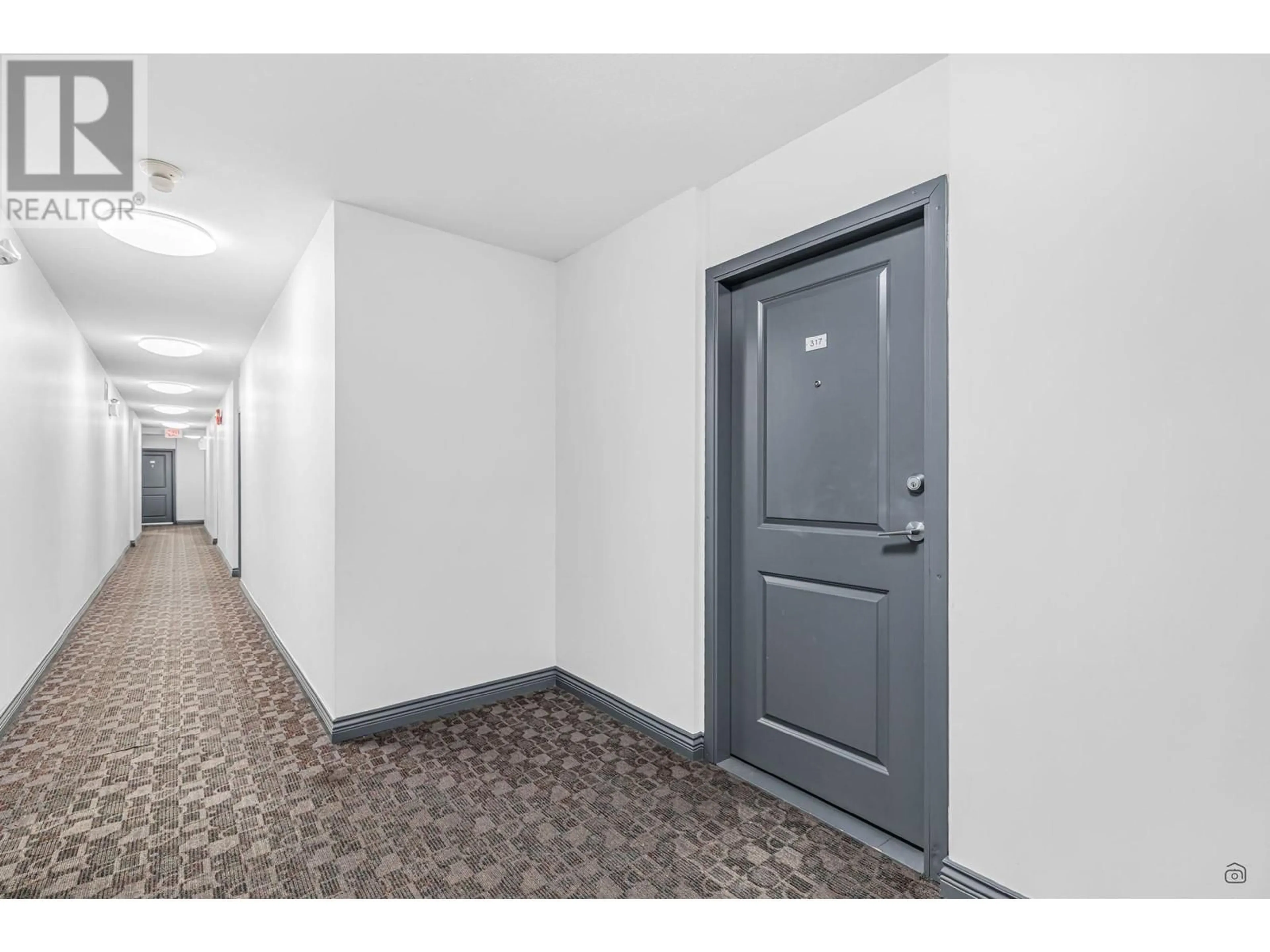 Indoor foyer for 317 1550 BARCLAY STREET, Vancouver British Columbia V6G3B1